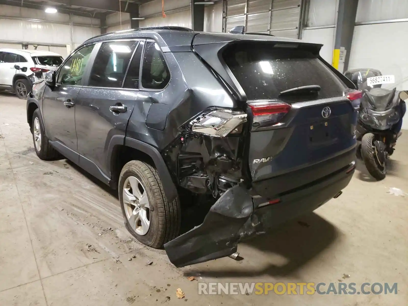 3 Photograph of a damaged car JTMP1RFV4KD022212 TOYOTA RAV4 2019