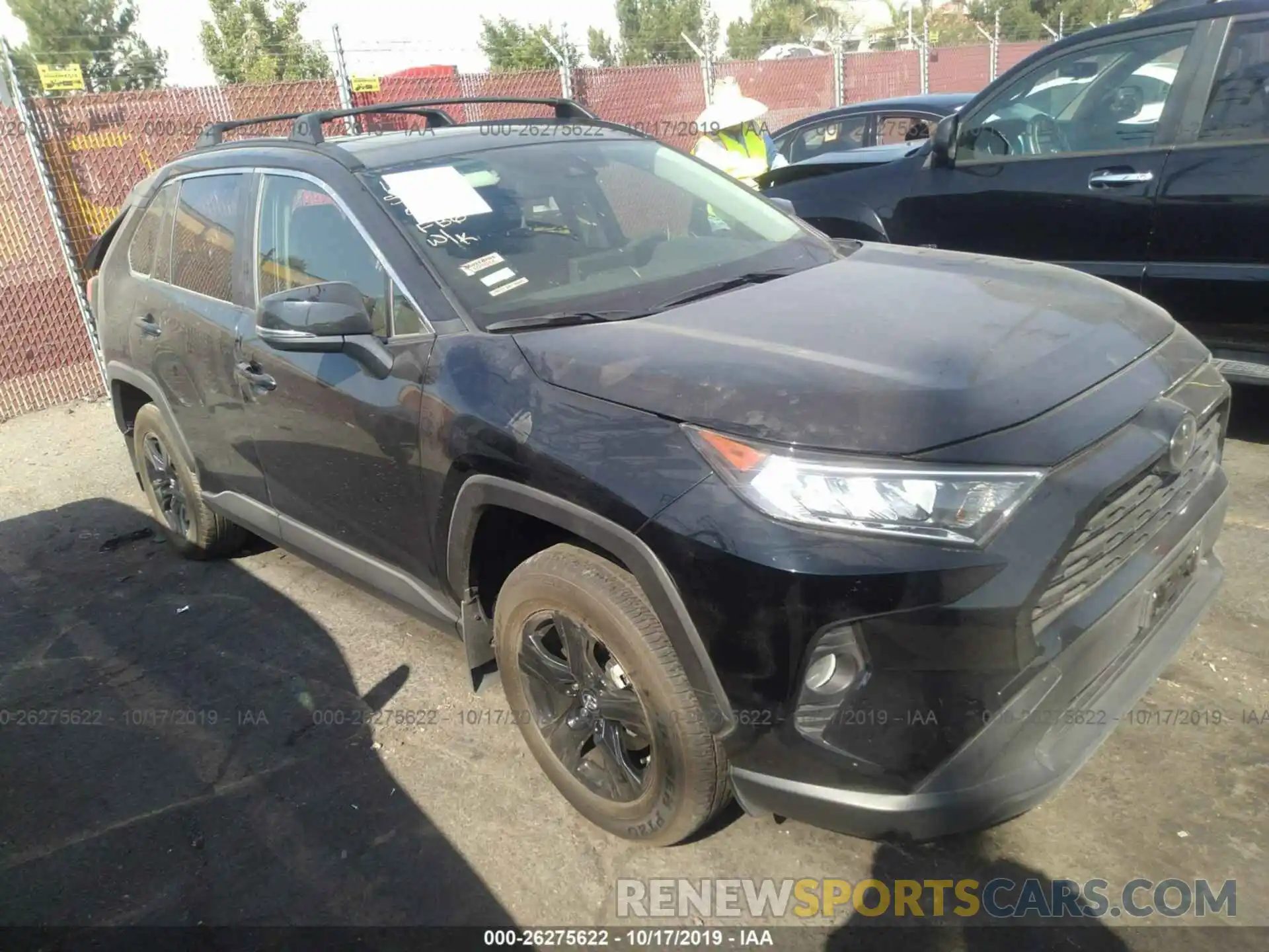 1 Photograph of a damaged car JTMP1RFV4KD025742 TOYOTA RAV4 2019