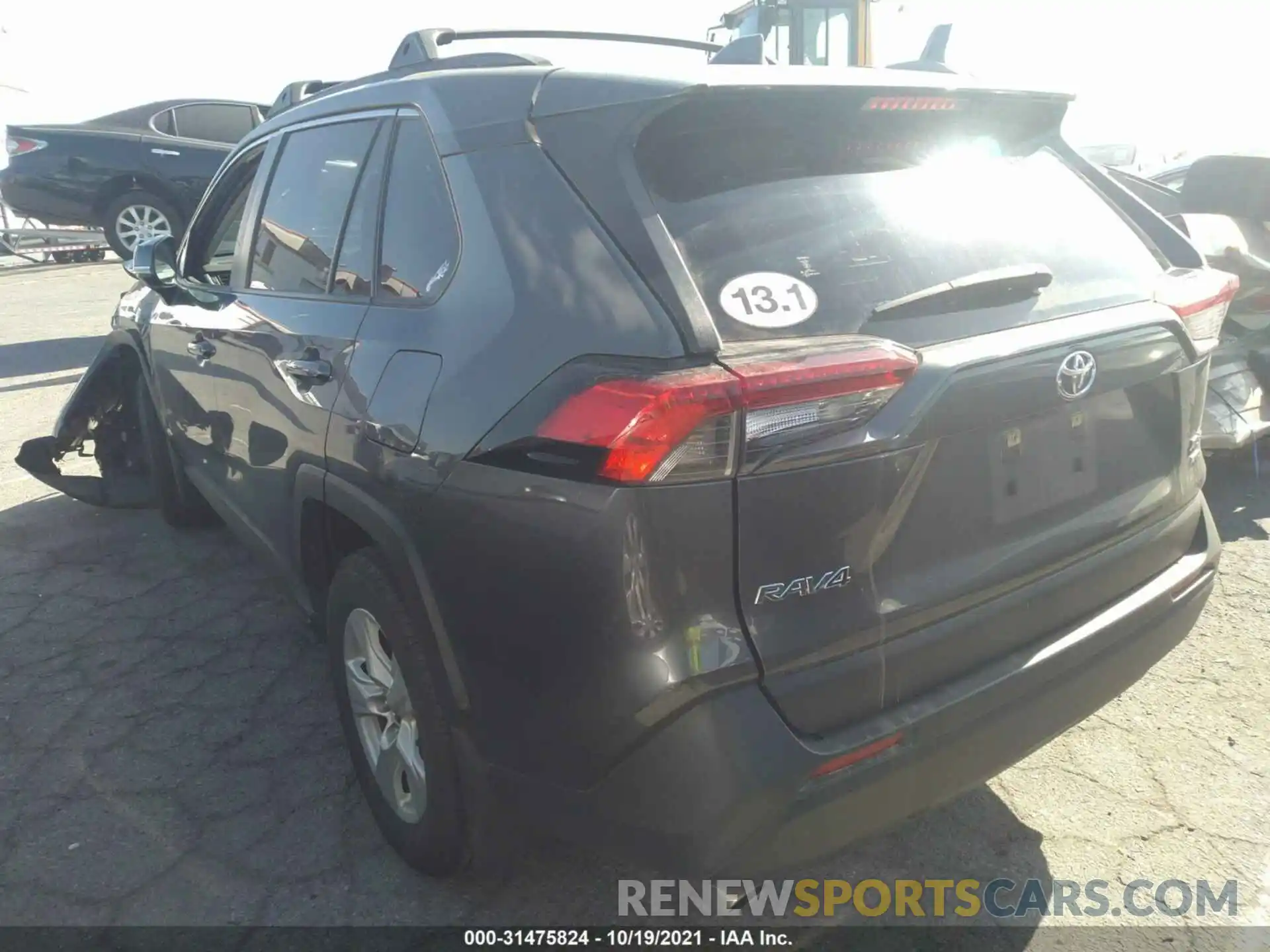 3 Фотография поврежденного автомобиля JTMP1RFV4KD028625 TOYOTA RAV4 2019