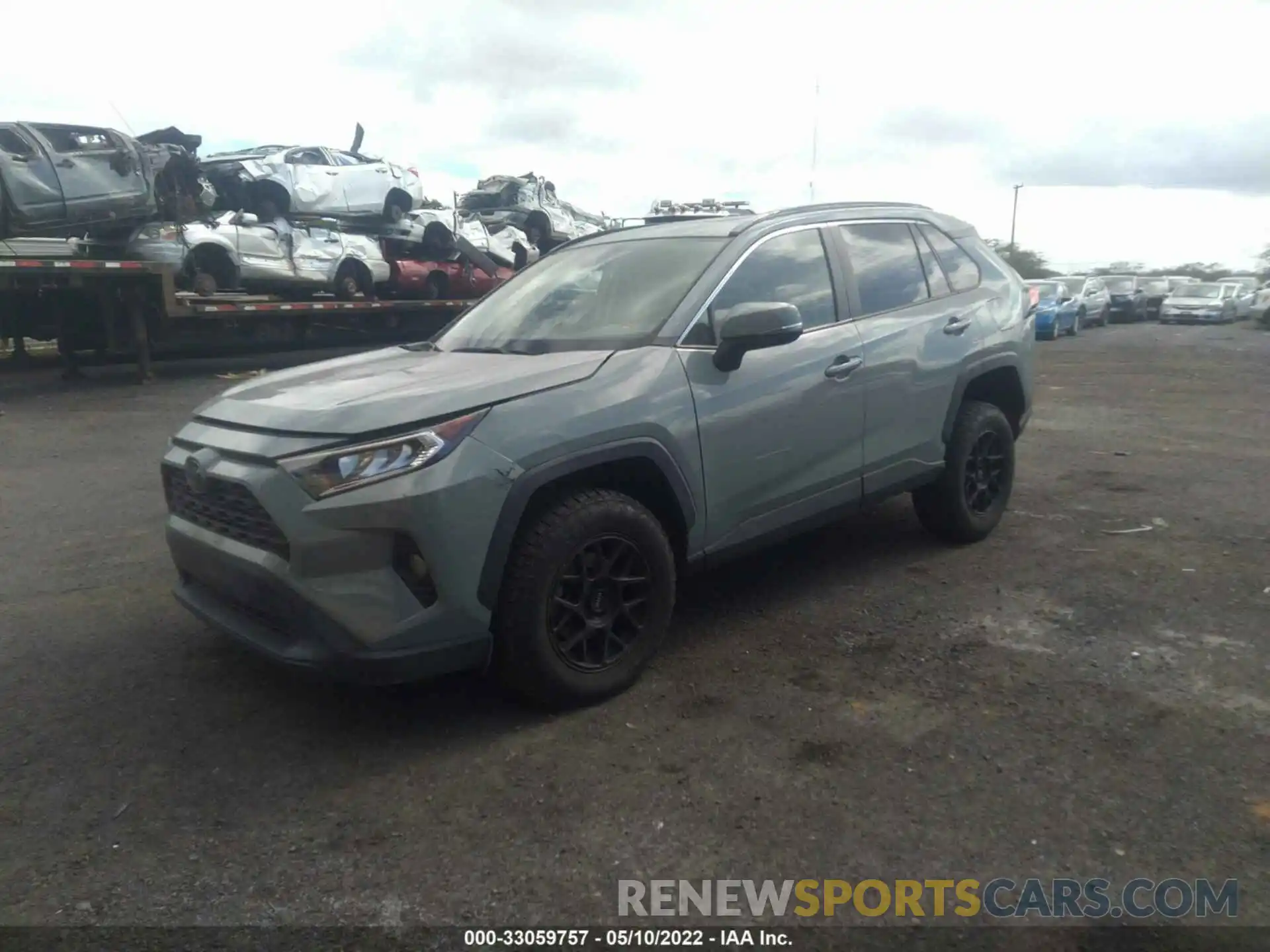 2 Photograph of a damaged car JTMP1RFV4KD029371 TOYOTA RAV4 2019