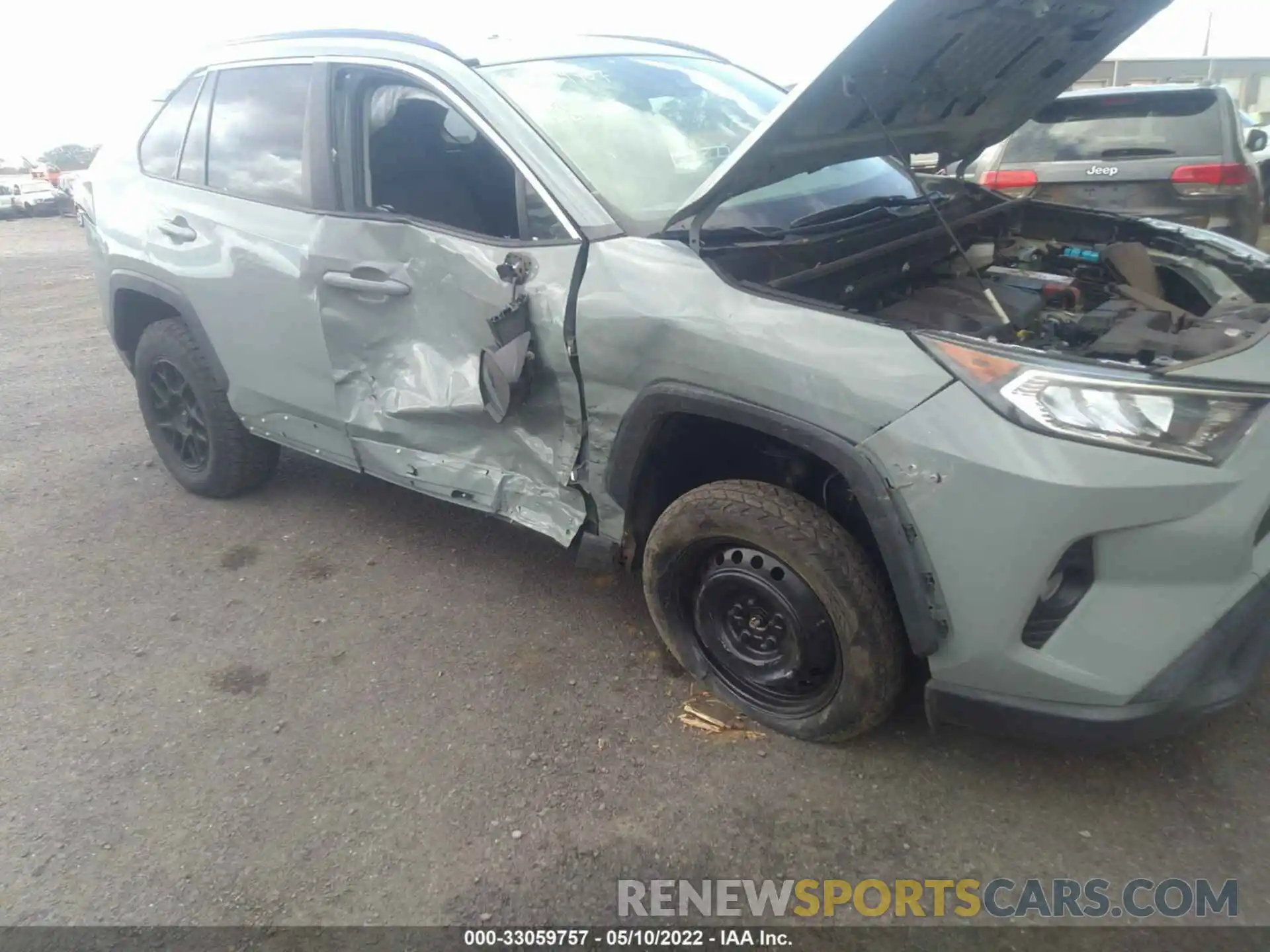 6 Photograph of a damaged car JTMP1RFV4KD029371 TOYOTA RAV4 2019