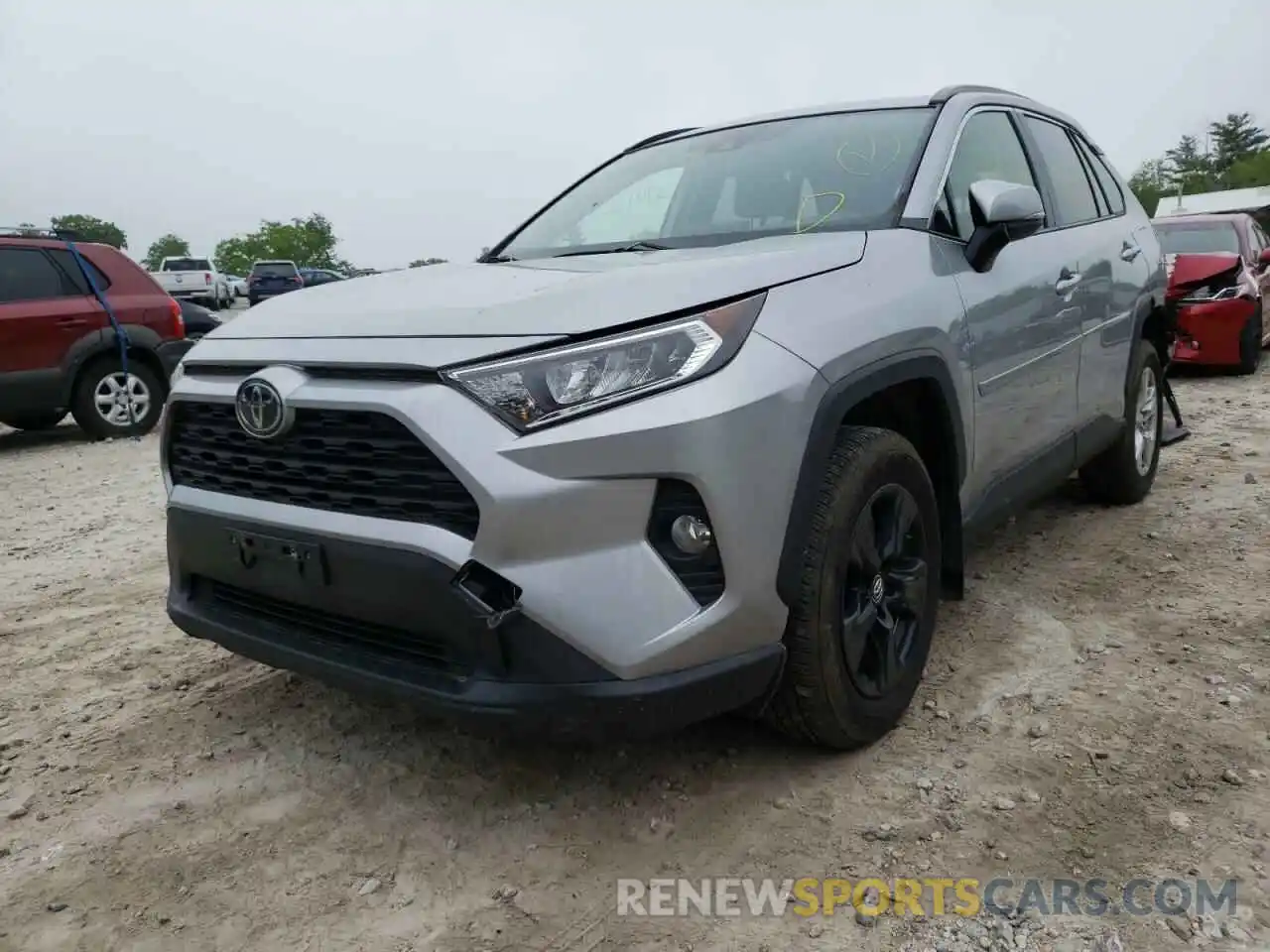 2 Photograph of a damaged car JTMP1RFV4KD030519 TOYOTA RAV4 2019