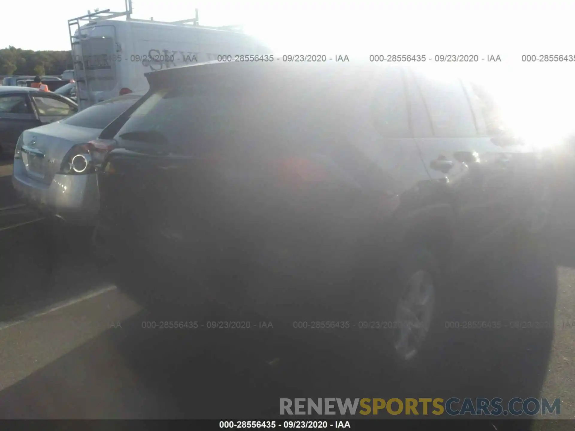 4 Photograph of a damaged car JTMP1RFV4KD031945 TOYOTA RAV4 2019