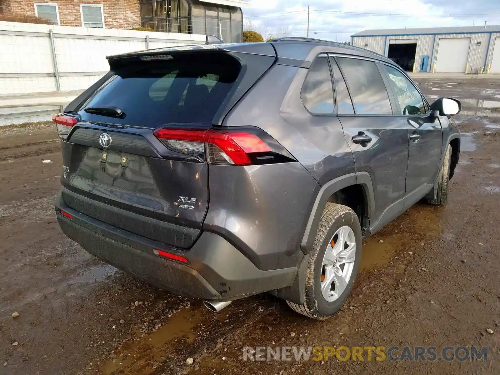 4 Photograph of a damaged car JTMP1RFV4KD032822 TOYOTA RAV4 2019