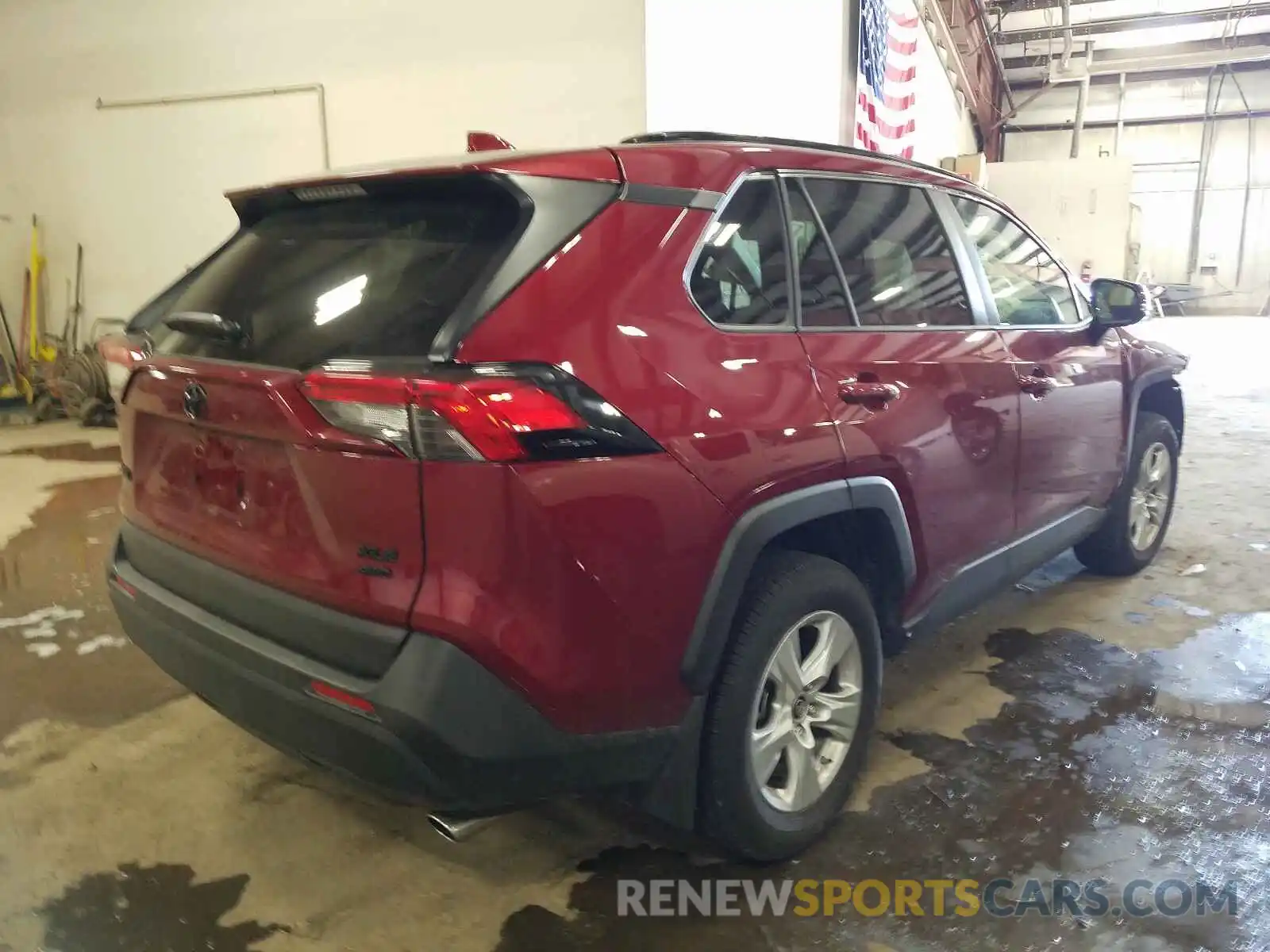 4 Photograph of a damaged car JTMP1RFV4KD038121 TOYOTA RAV4 2019