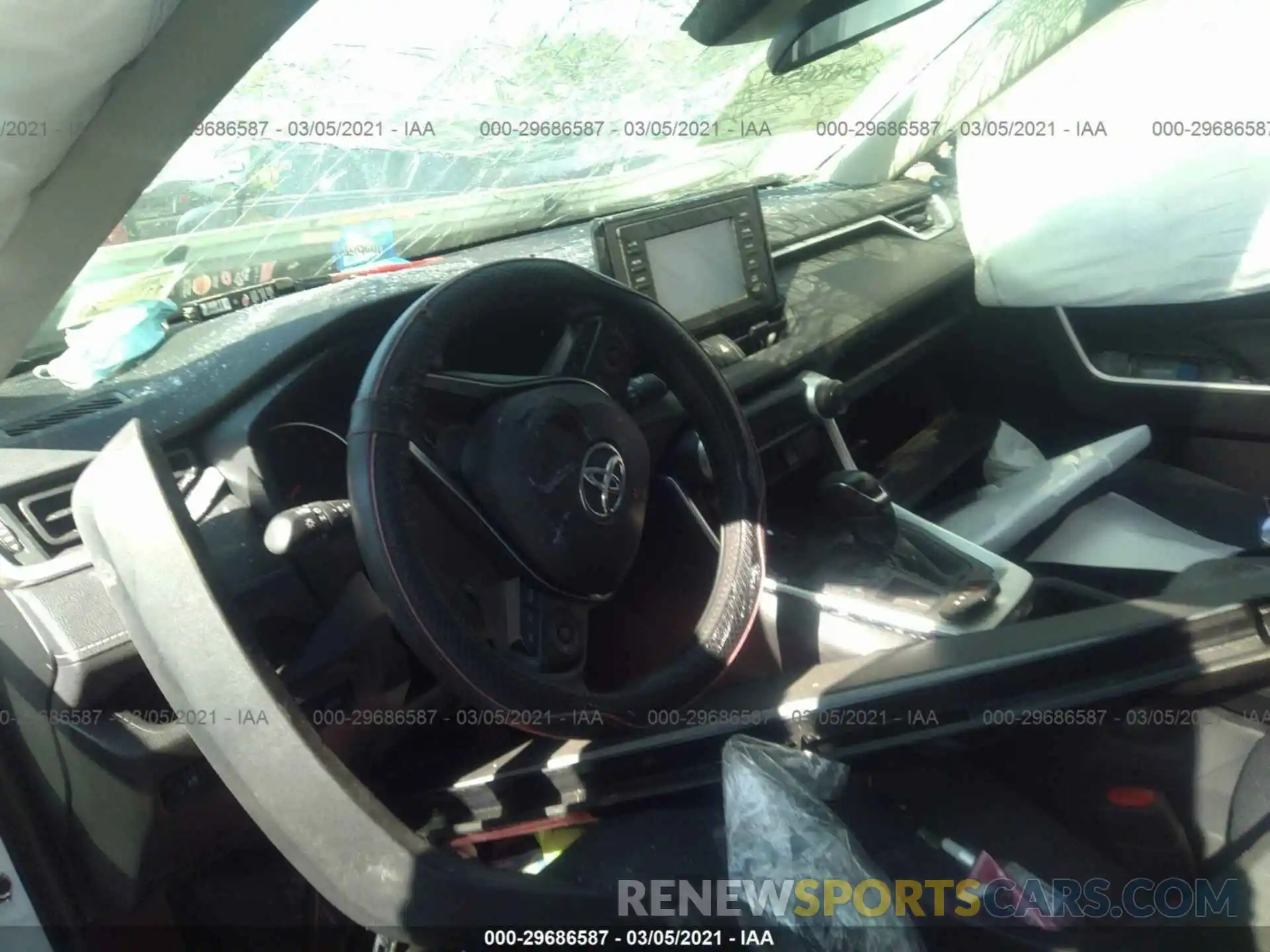 5 Photograph of a damaged car JTMP1RFV4KD041133 TOYOTA RAV4 2019