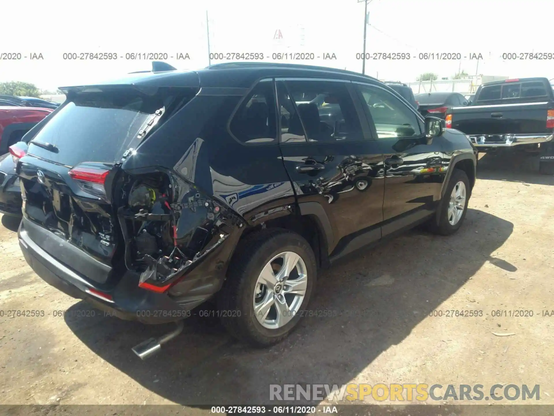 4 Photograph of a damaged car JTMP1RFV4KD502590 TOYOTA RAV4 2019