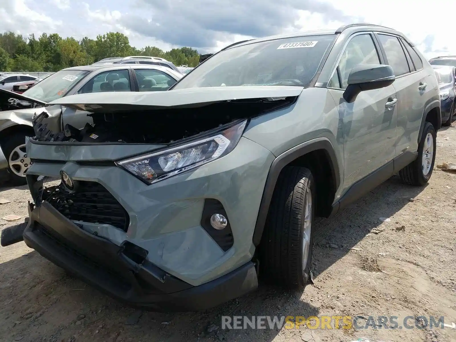 2 Photograph of a damaged car JTMP1RFV4KD506297 TOYOTA RAV4 2019