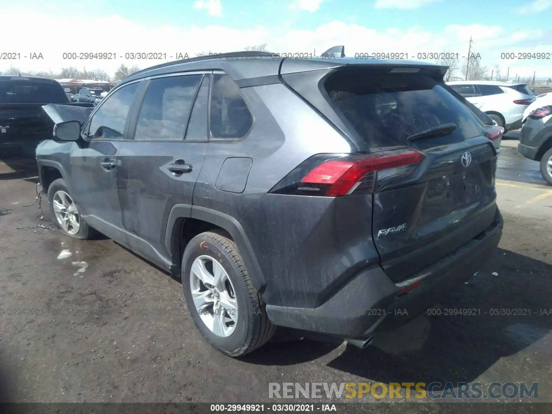 3 Фотография поврежденного автомобиля JTMP1RFV4KD506347 TOYOTA RAV4 2019