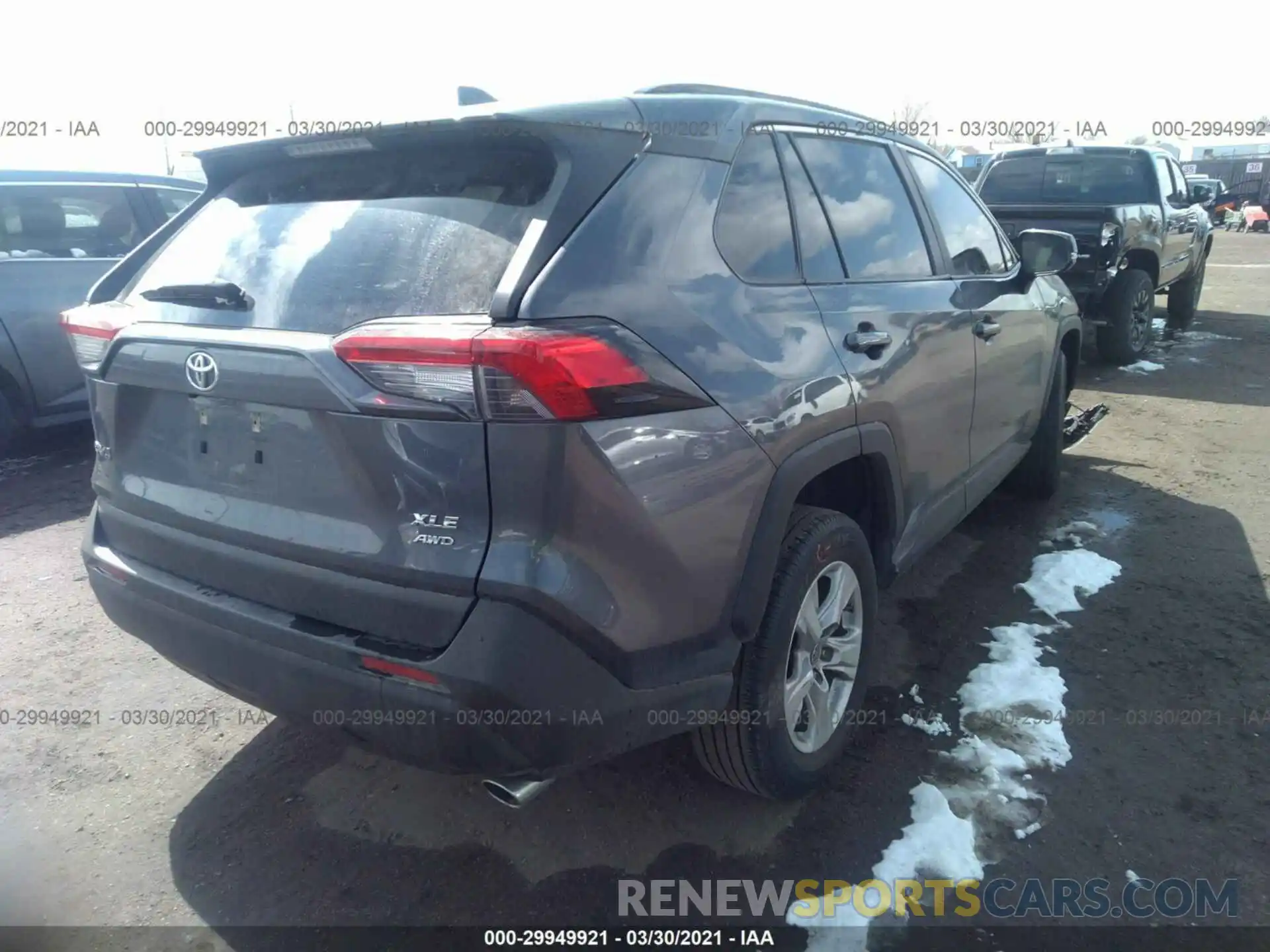 4 Photograph of a damaged car JTMP1RFV4KD506347 TOYOTA RAV4 2019