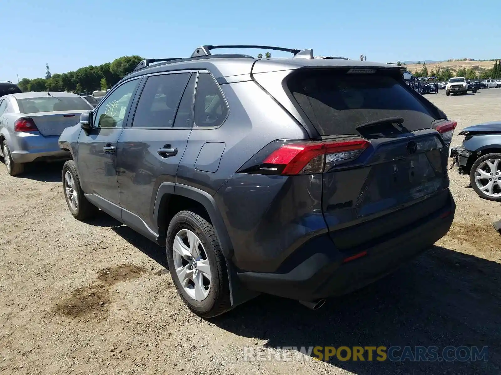 3 Photograph of a damaged car JTMP1RFV4KD508132 TOYOTA RAV4 2019