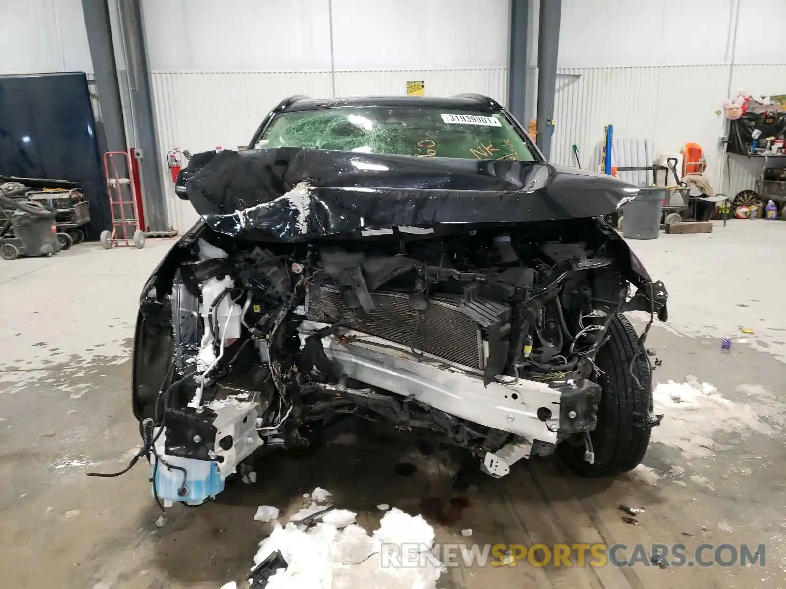 9 Photograph of a damaged car JTMP1RFV4KD510933 TOYOTA RAV4 2019