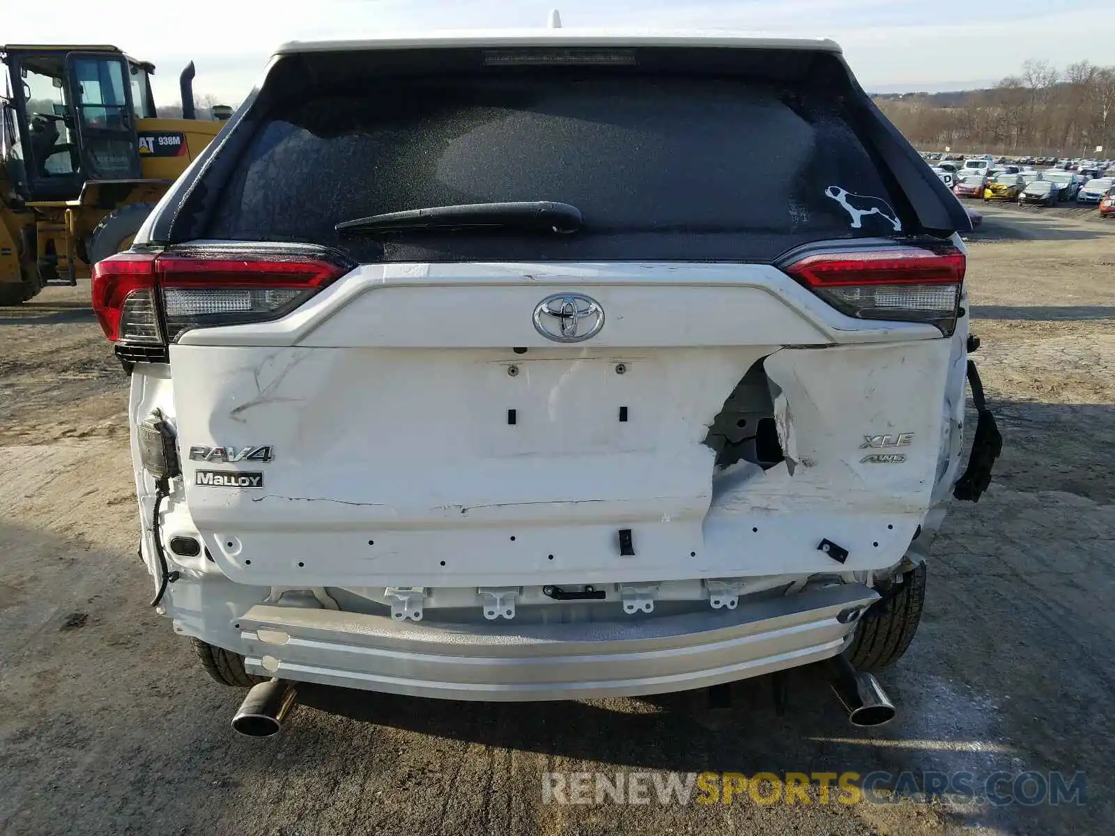 9 Photograph of a damaged car JTMP1RFV4KD514674 TOYOTA RAV4 2019