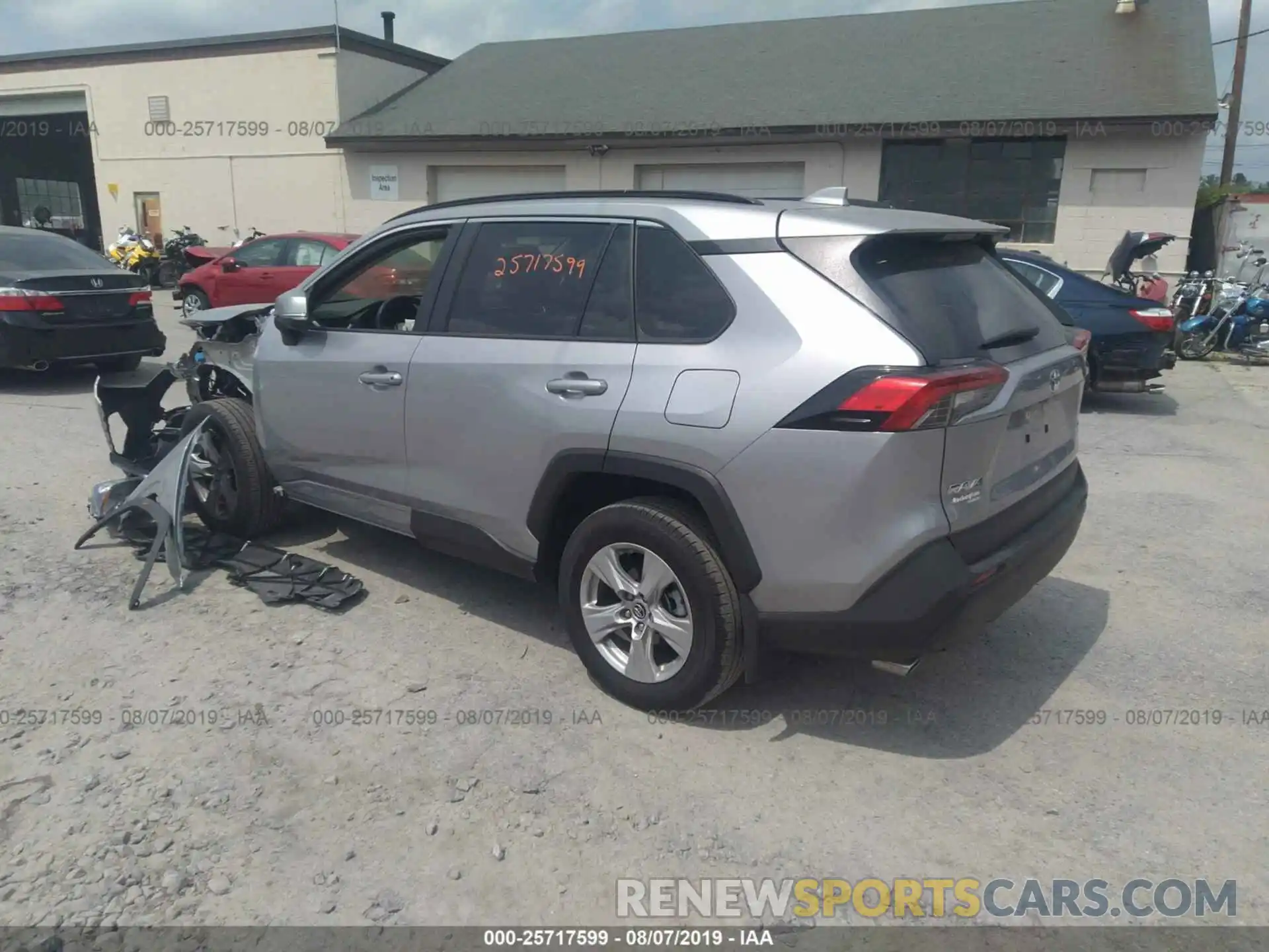 3 Фотография поврежденного автомобиля JTMP1RFV4KD516280 TOYOTA RAV4 2019