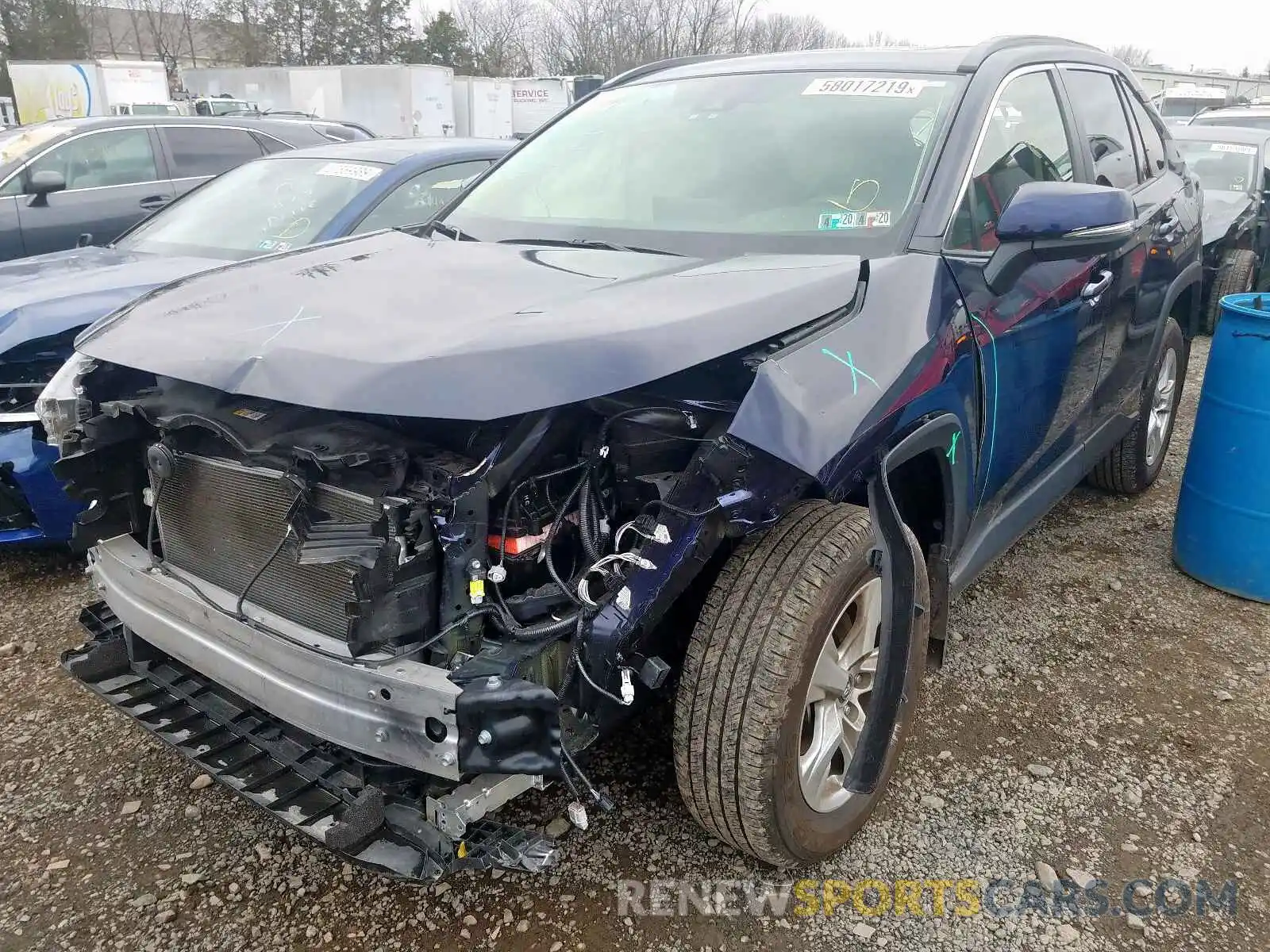 2 Photograph of a damaged car JTMP1RFV4KD517560 TOYOTA RAV4 2019