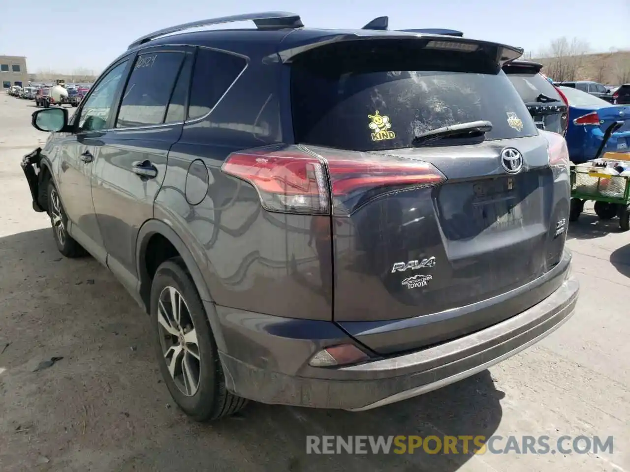 3 Photograph of a damaged car JTMP1RFV4KD517896 TOYOTA RAV4 2019