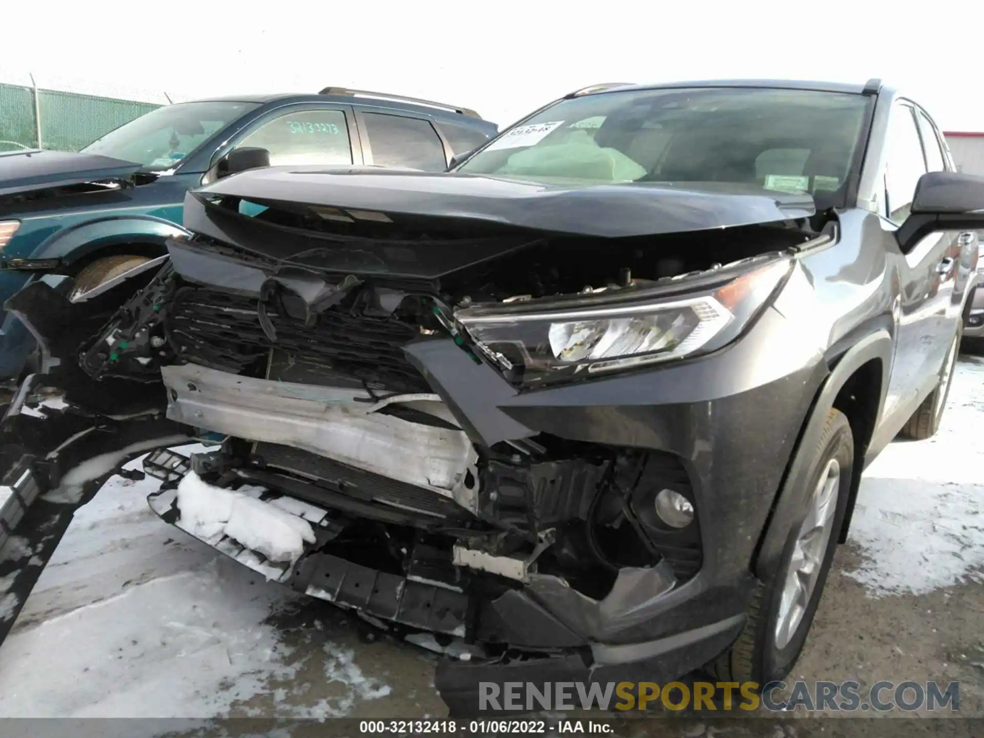 6 Photograph of a damaged car JTMP1RFV4KD519812 TOYOTA RAV4 2019