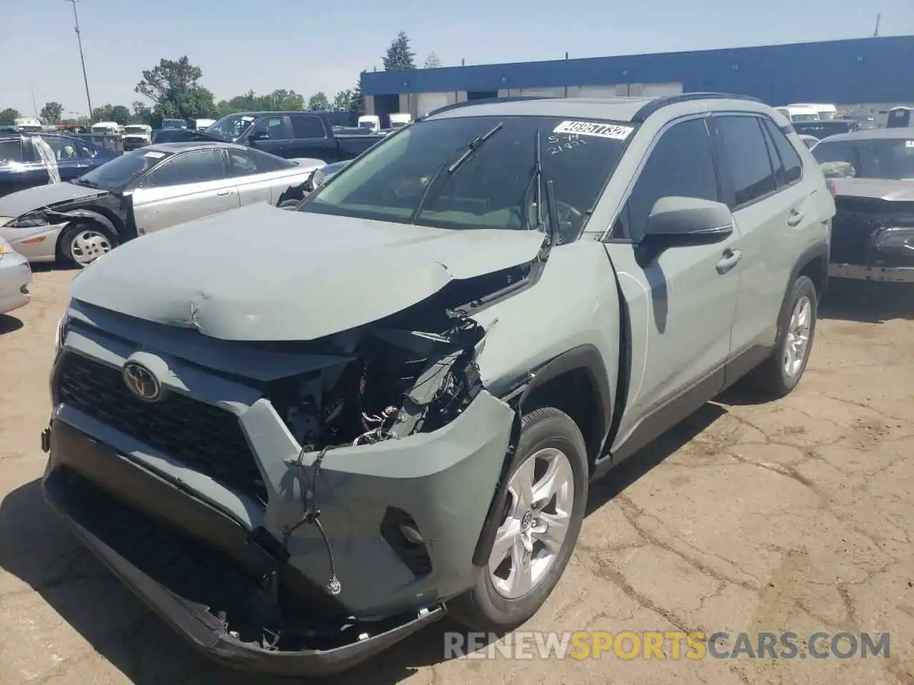 2 Photograph of a damaged car JTMP1RFV4KJ021871 TOYOTA RAV4 2019