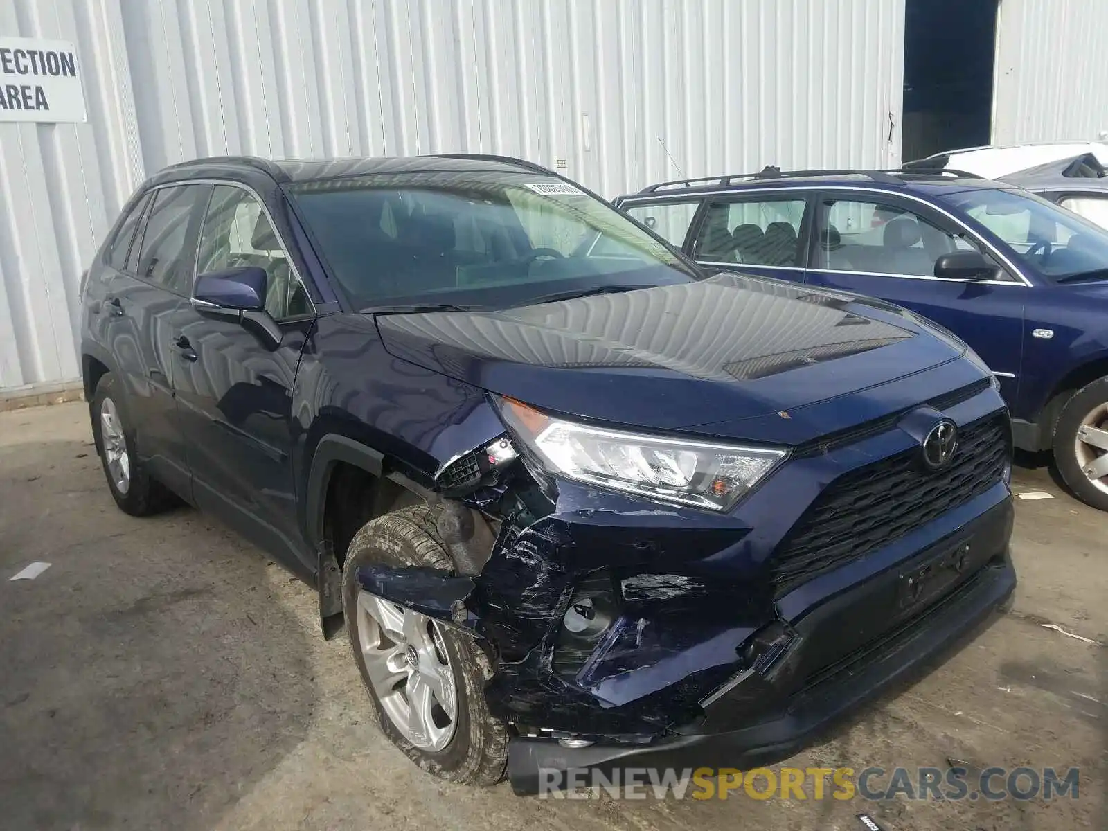 1 Photograph of a damaged car JTMP1RFV4KJ021983 TOYOTA RAV4 2019