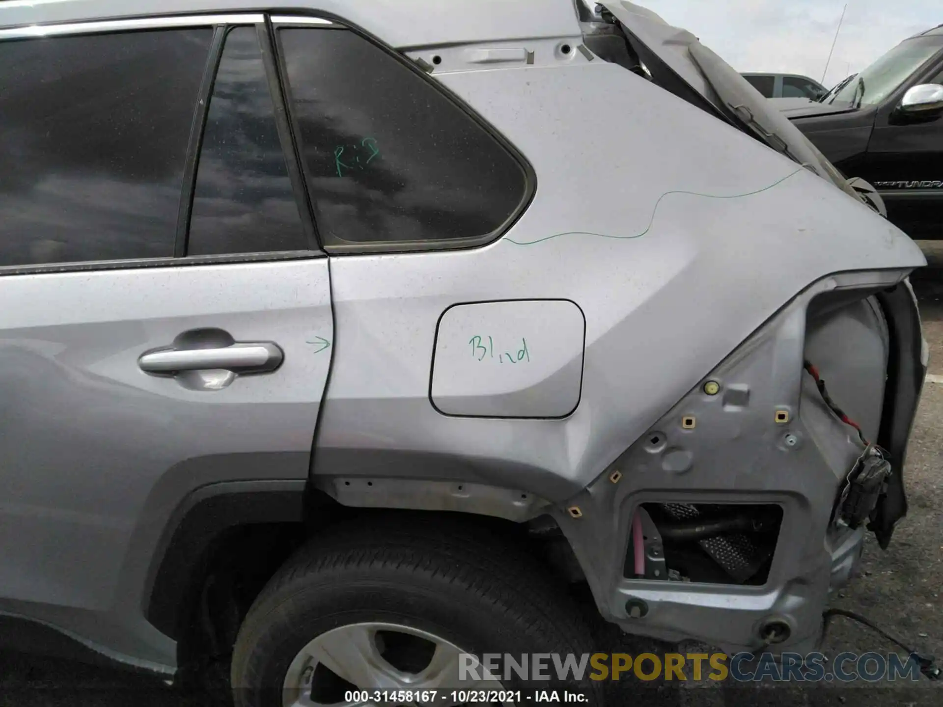 6 Фотография поврежденного автомобиля JTMP1RFV5KD004382 TOYOTA RAV4 2019