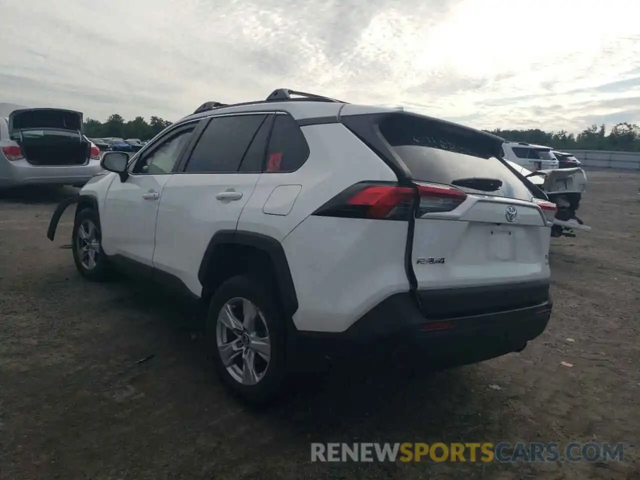 3 Photograph of a damaged car JTMP1RFV5KD008562 TOYOTA RAV4 2019