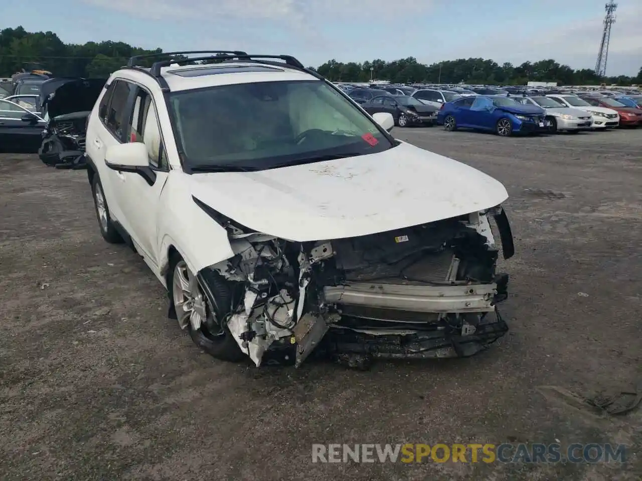 9 Photograph of a damaged car JTMP1RFV5KD008562 TOYOTA RAV4 2019