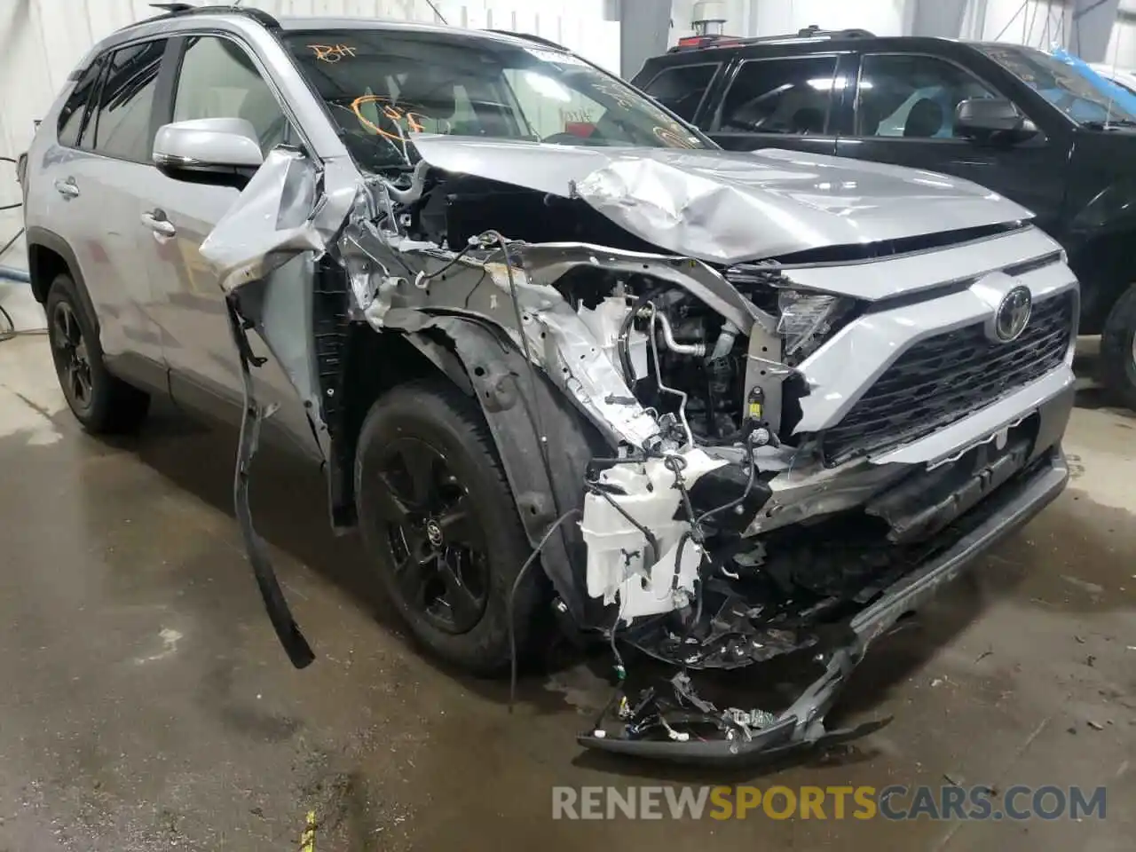 9 Photograph of a damaged car JTMP1RFV5KD012787 TOYOTA RAV4 2019