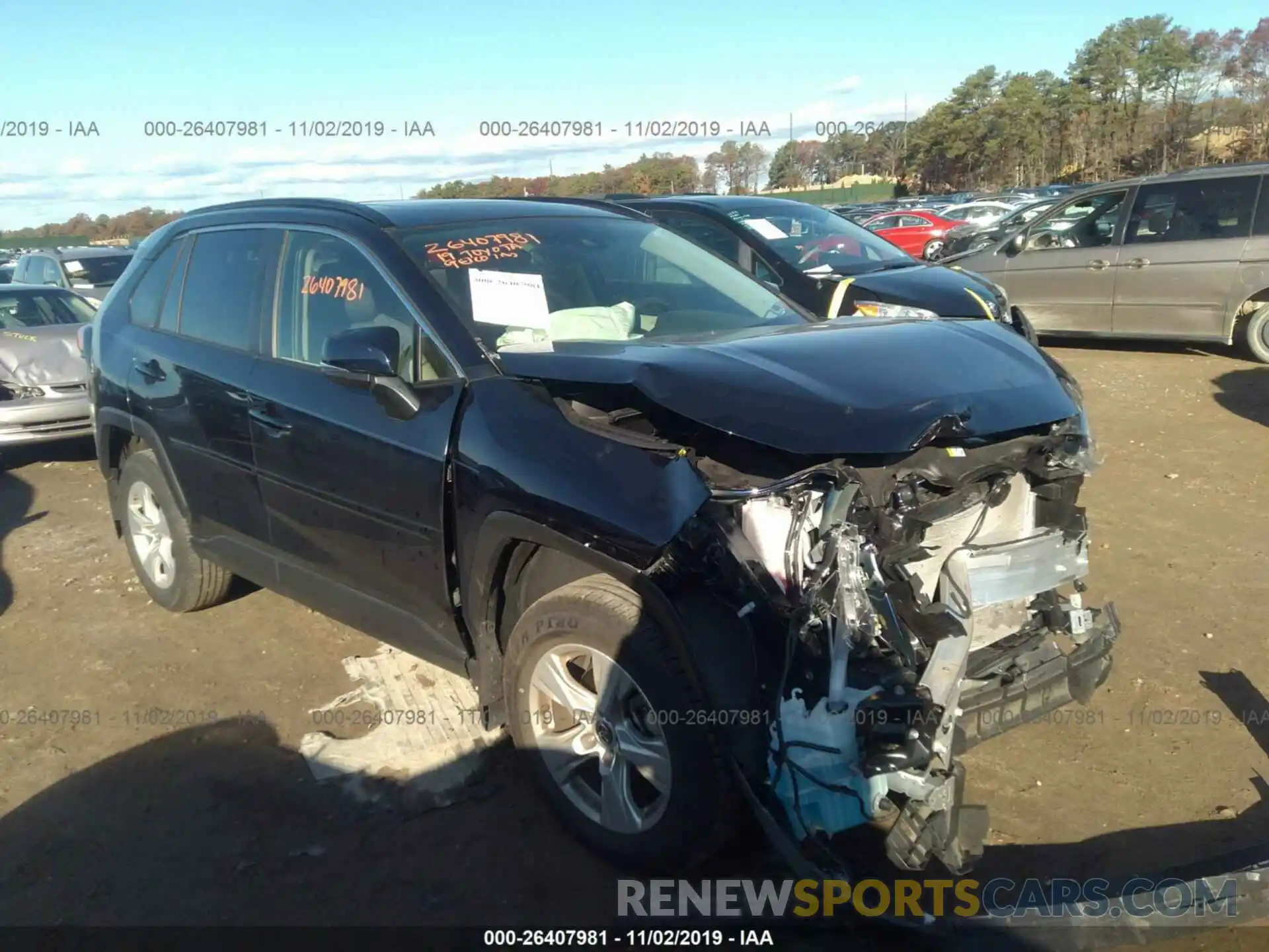 1 Photograph of a damaged car JTMP1RFV5KD022736 TOYOTA RAV4 2019