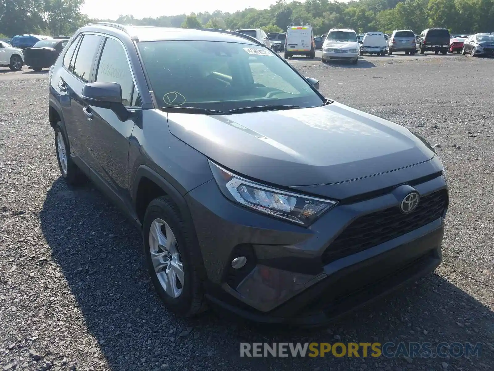 1 Photograph of a damaged car JTMP1RFV5KD023904 TOYOTA RAV4 2019