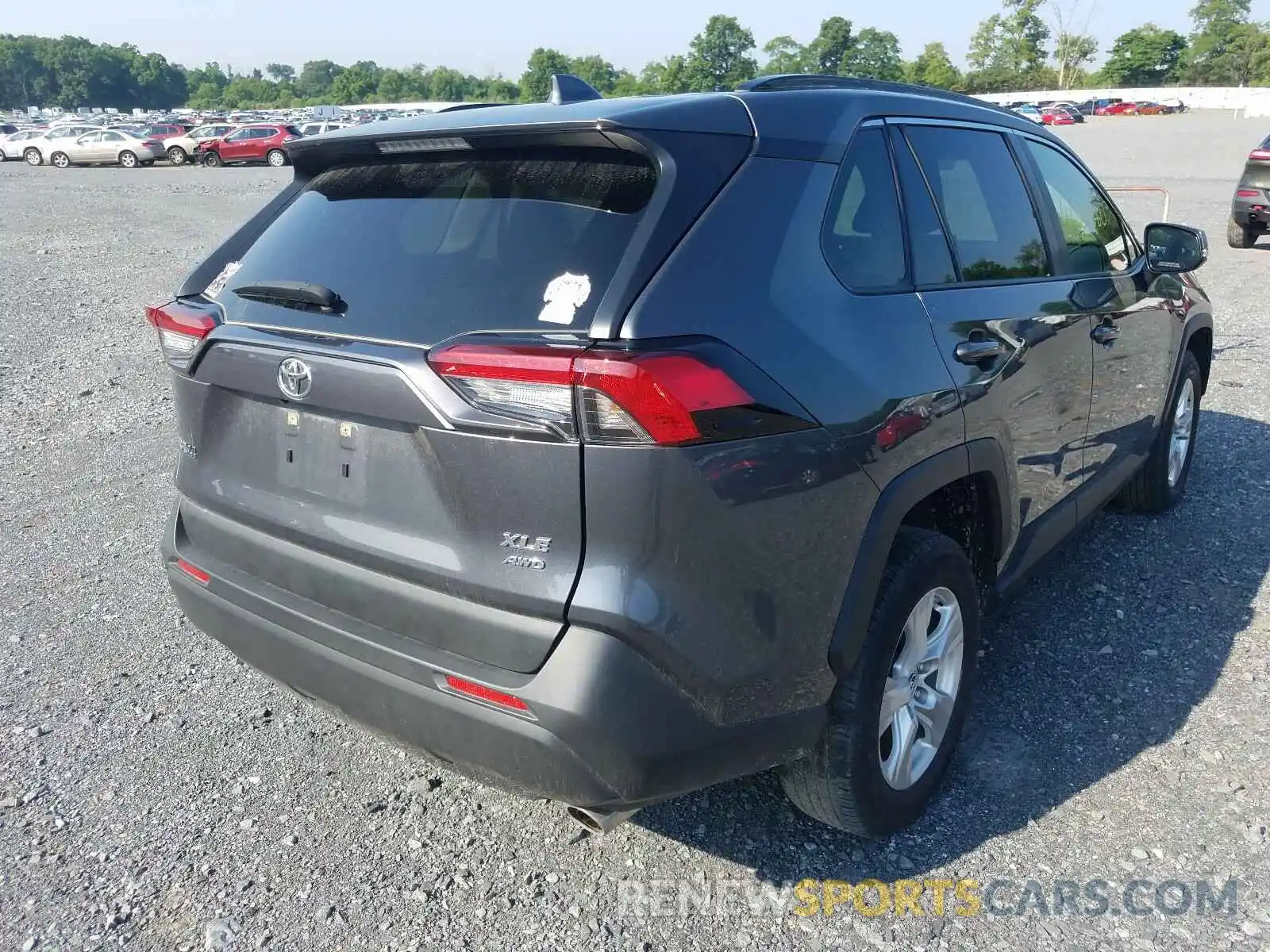 4 Photograph of a damaged car JTMP1RFV5KD023904 TOYOTA RAV4 2019