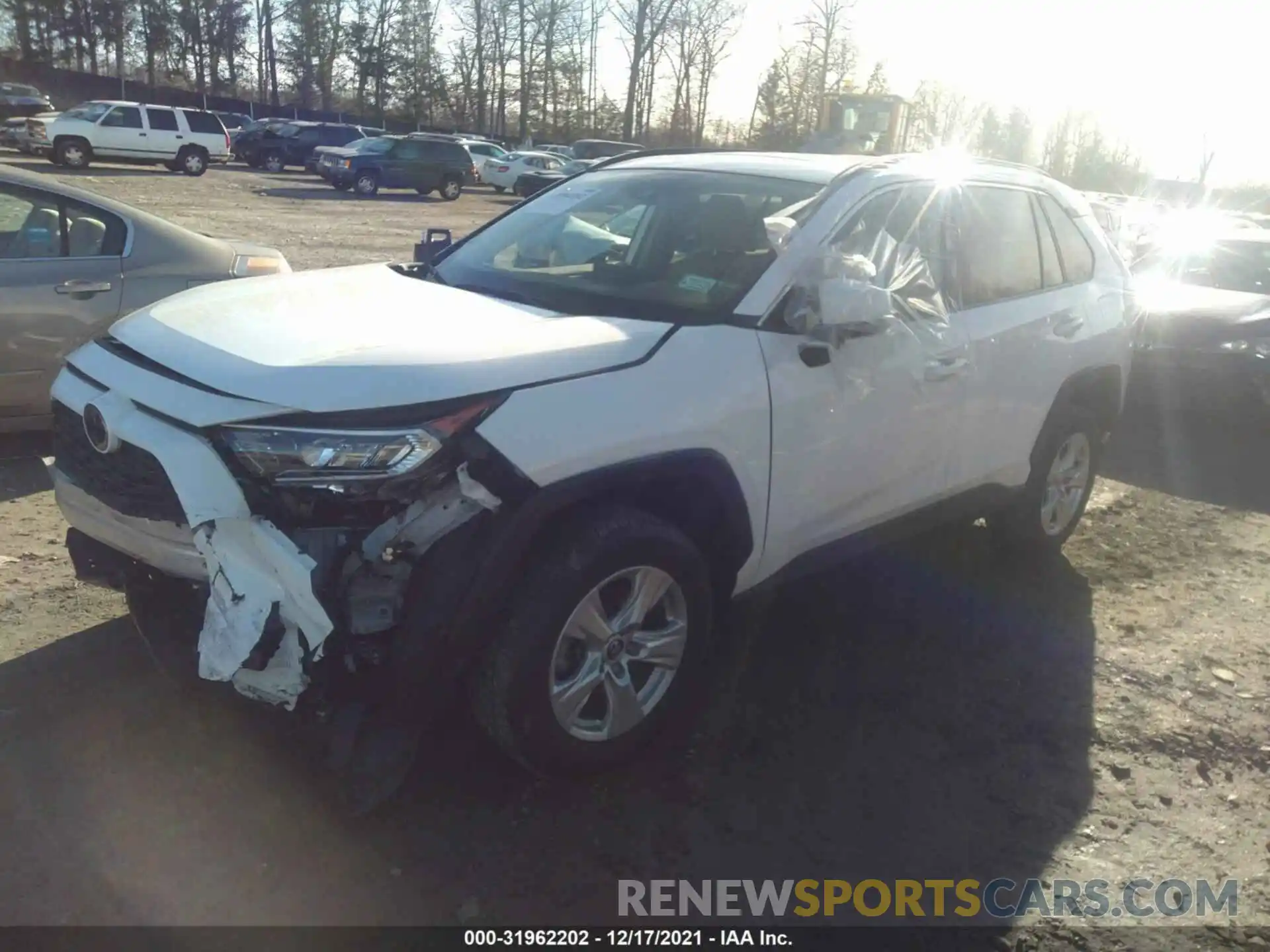 2 Photograph of a damaged car JTMP1RFV5KD024132 TOYOTA RAV4 2019