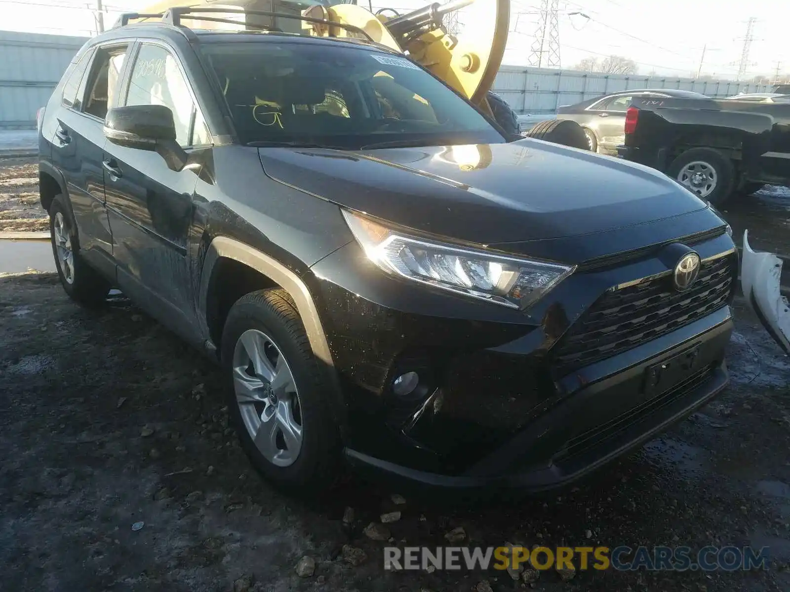 1 Photograph of a damaged car JTMP1RFV5KD024261 TOYOTA RAV4 2019