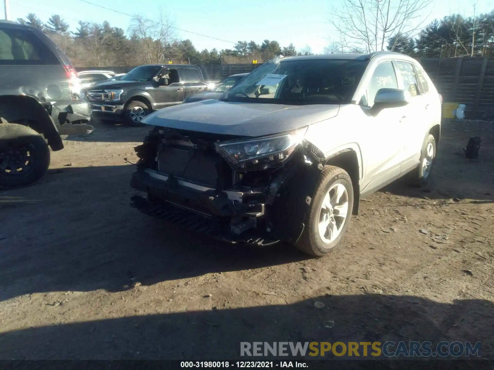 2 Photograph of a damaged car JTMP1RFV5KD028827 TOYOTA RAV4 2019