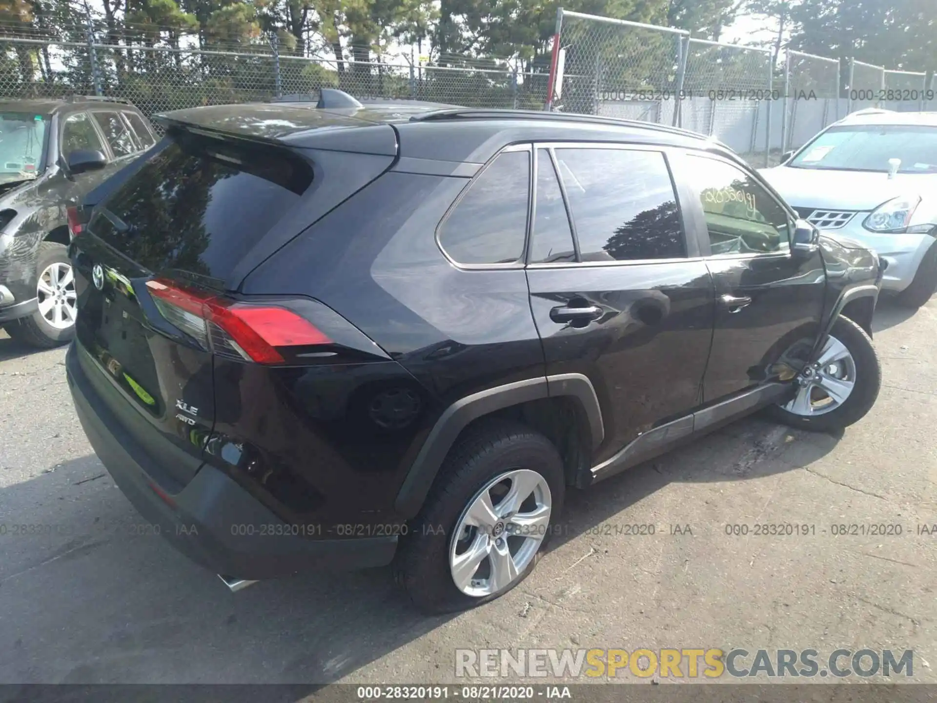 4 Photograph of a damaged car JTMP1RFV5KD032991 TOYOTA RAV4 2019