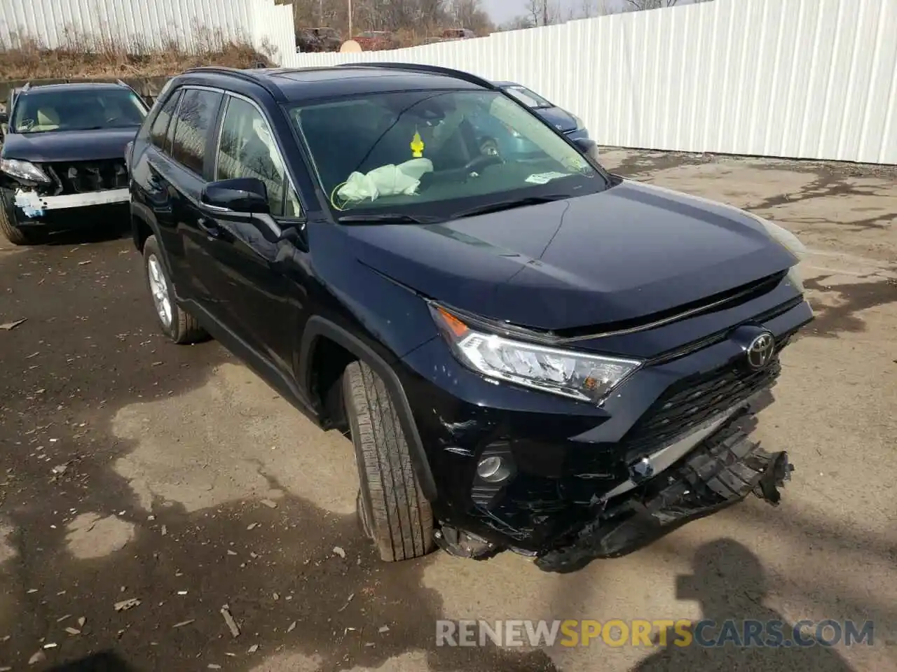 1 Фотография поврежденного автомобиля JTMP1RFV5KD034563 TOYOTA RAV4 2019