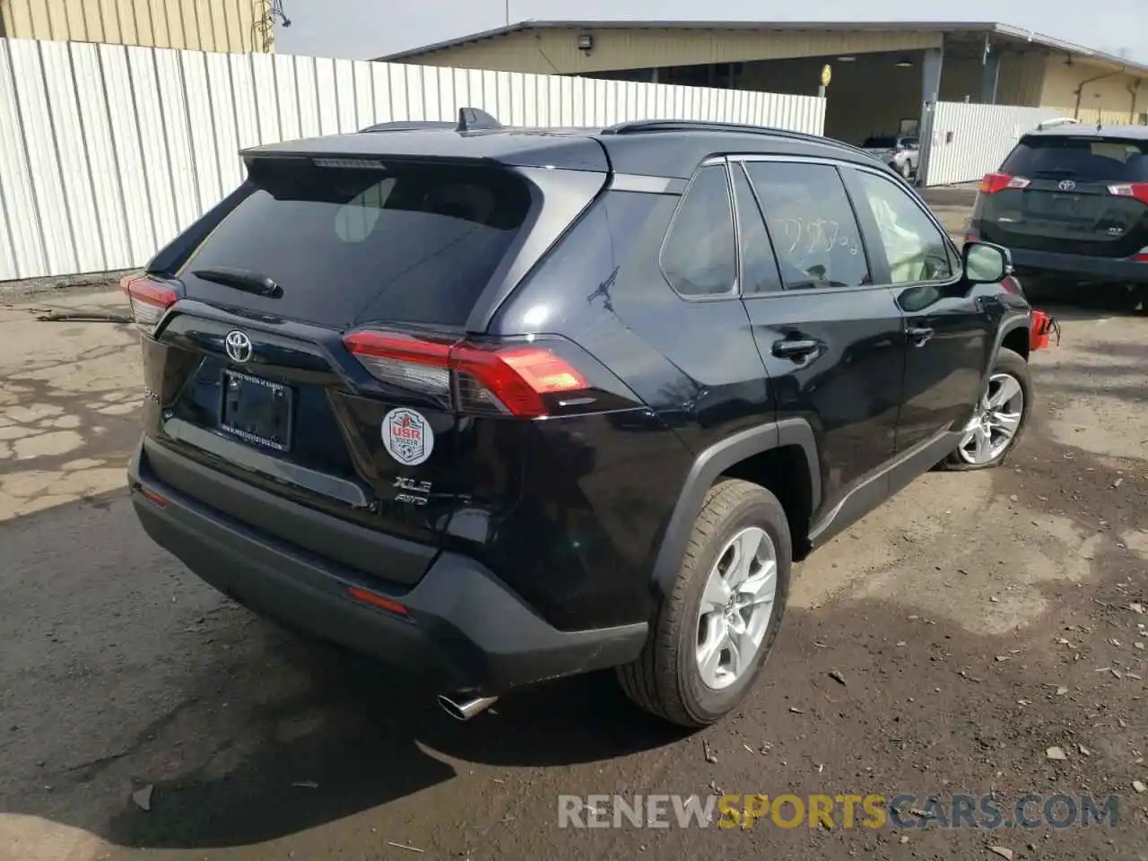 4 Photograph of a damaged car JTMP1RFV5KD034563 TOYOTA RAV4 2019