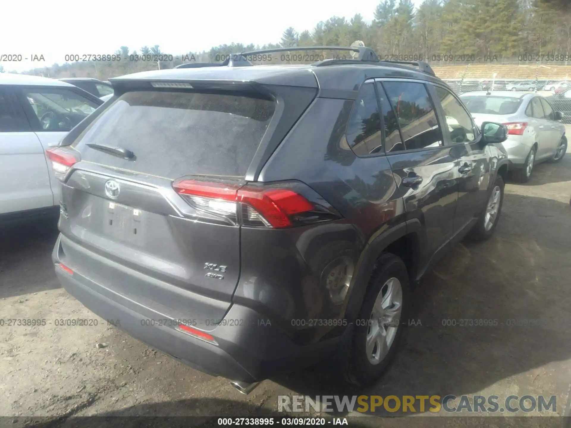 4 Фотография поврежденного автомобиля JTMP1RFV5KD035812 TOYOTA RAV4 2019