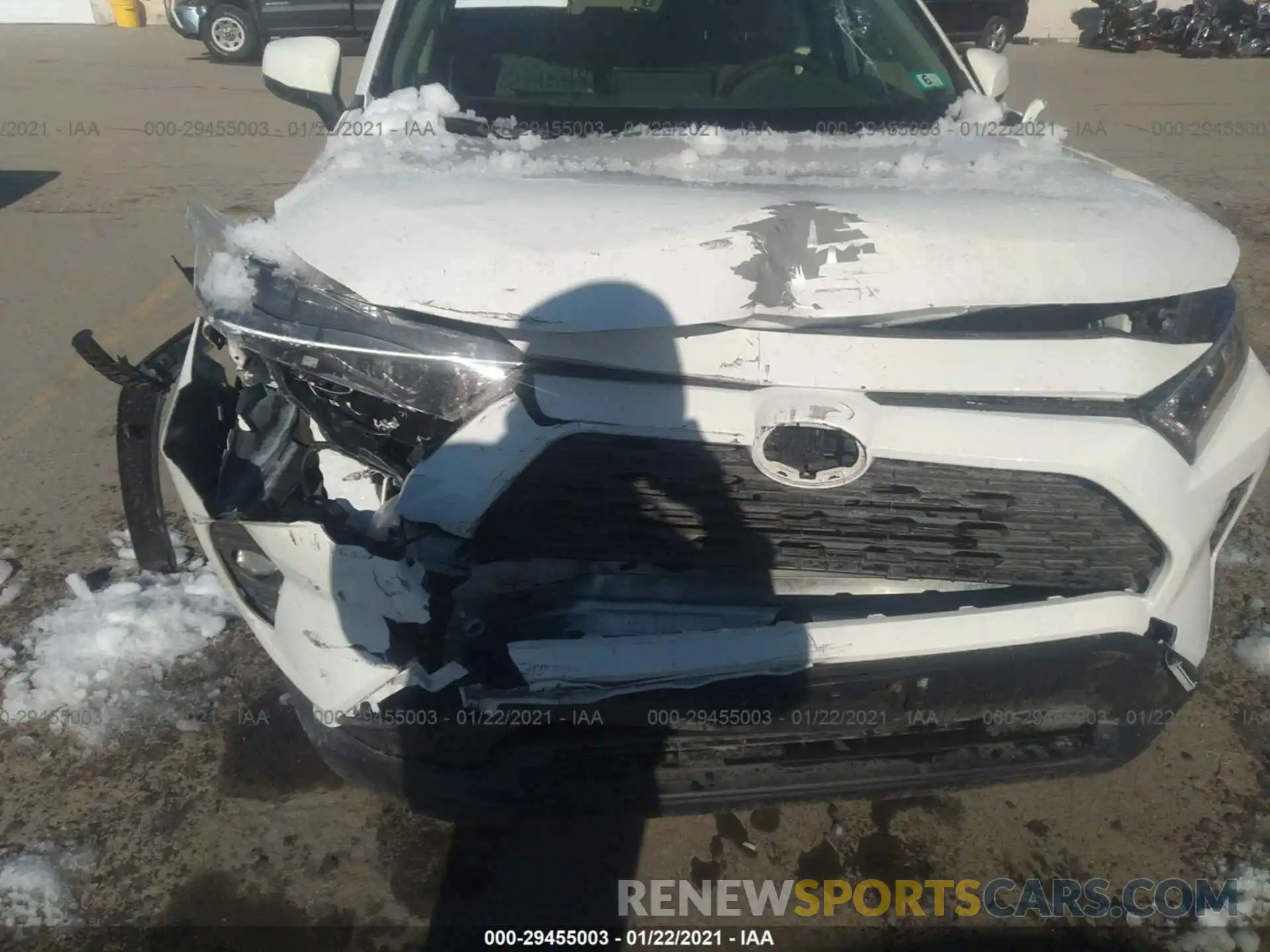6 Photograph of a damaged car JTMP1RFV5KD038399 TOYOTA RAV4 2019