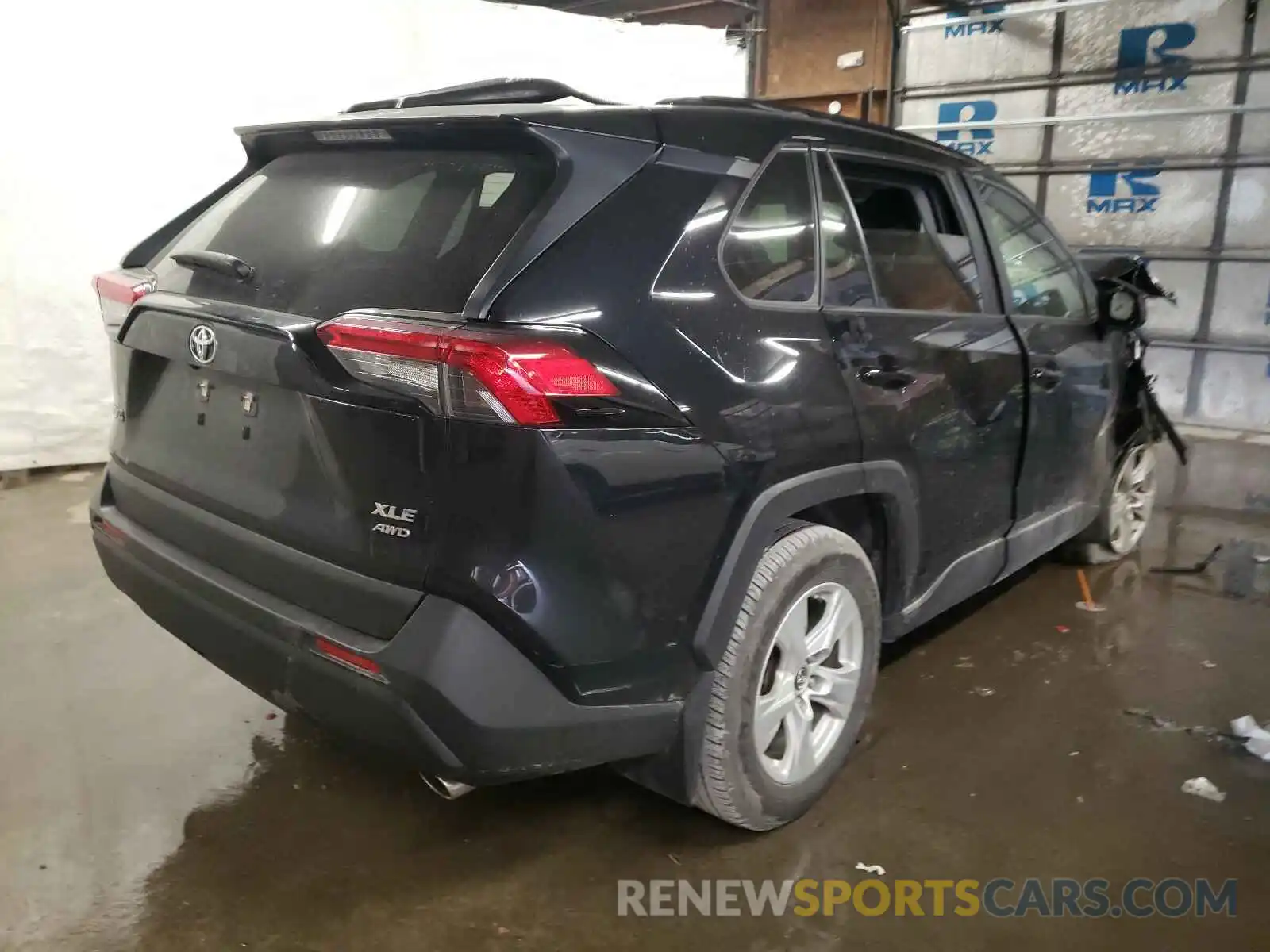 4 Photograph of a damaged car JTMP1RFV5KD502467 TOYOTA RAV4 2019