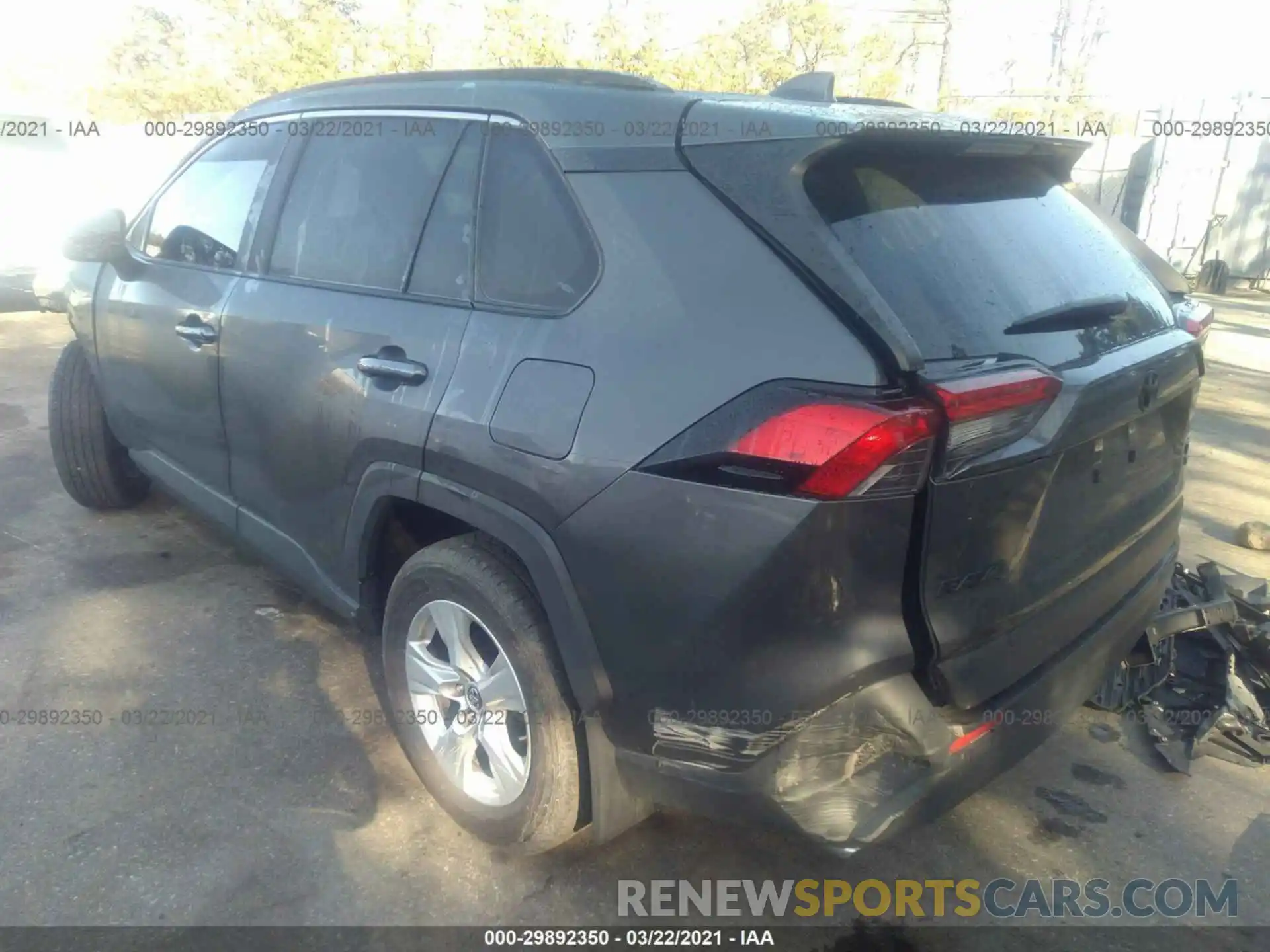 3 Photograph of a damaged car JTMP1RFV5KD505966 TOYOTA RAV4 2019