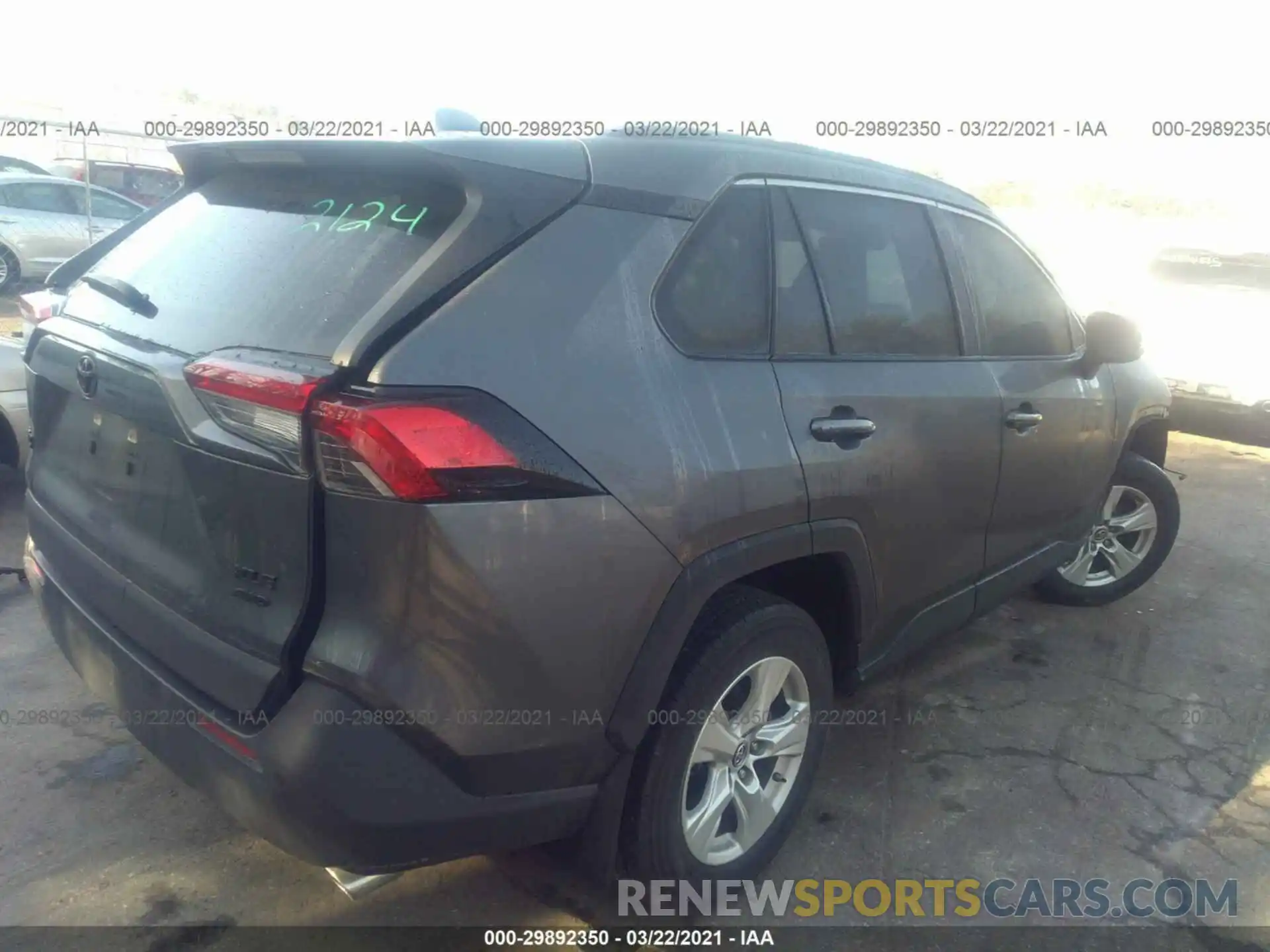 4 Photograph of a damaged car JTMP1RFV5KD505966 TOYOTA RAV4 2019