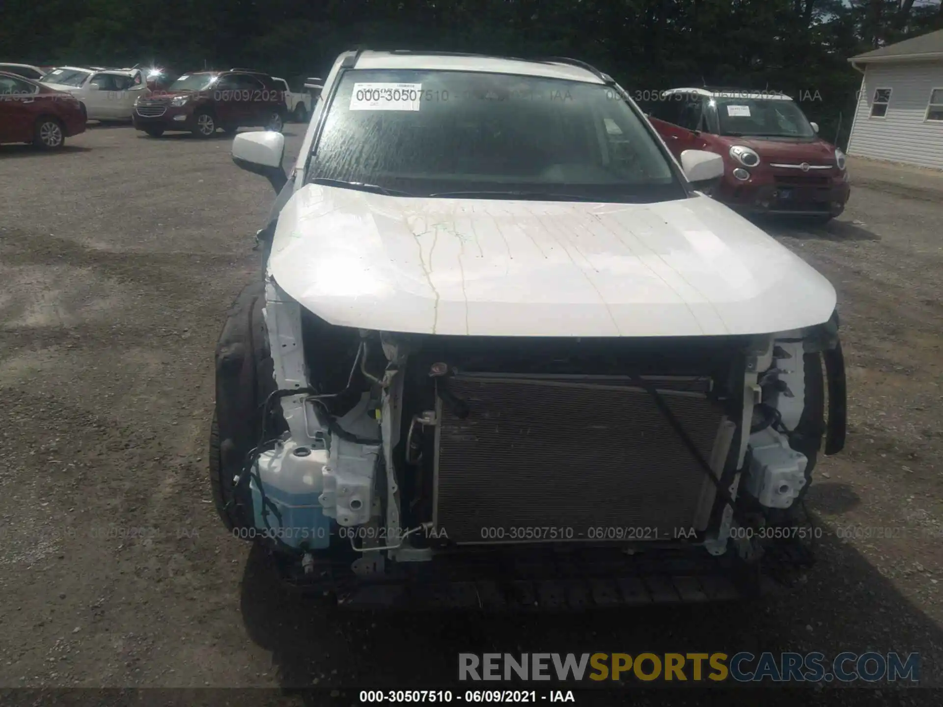 6 Photograph of a damaged car JTMP1RFV5KD508978 TOYOTA RAV4 2019