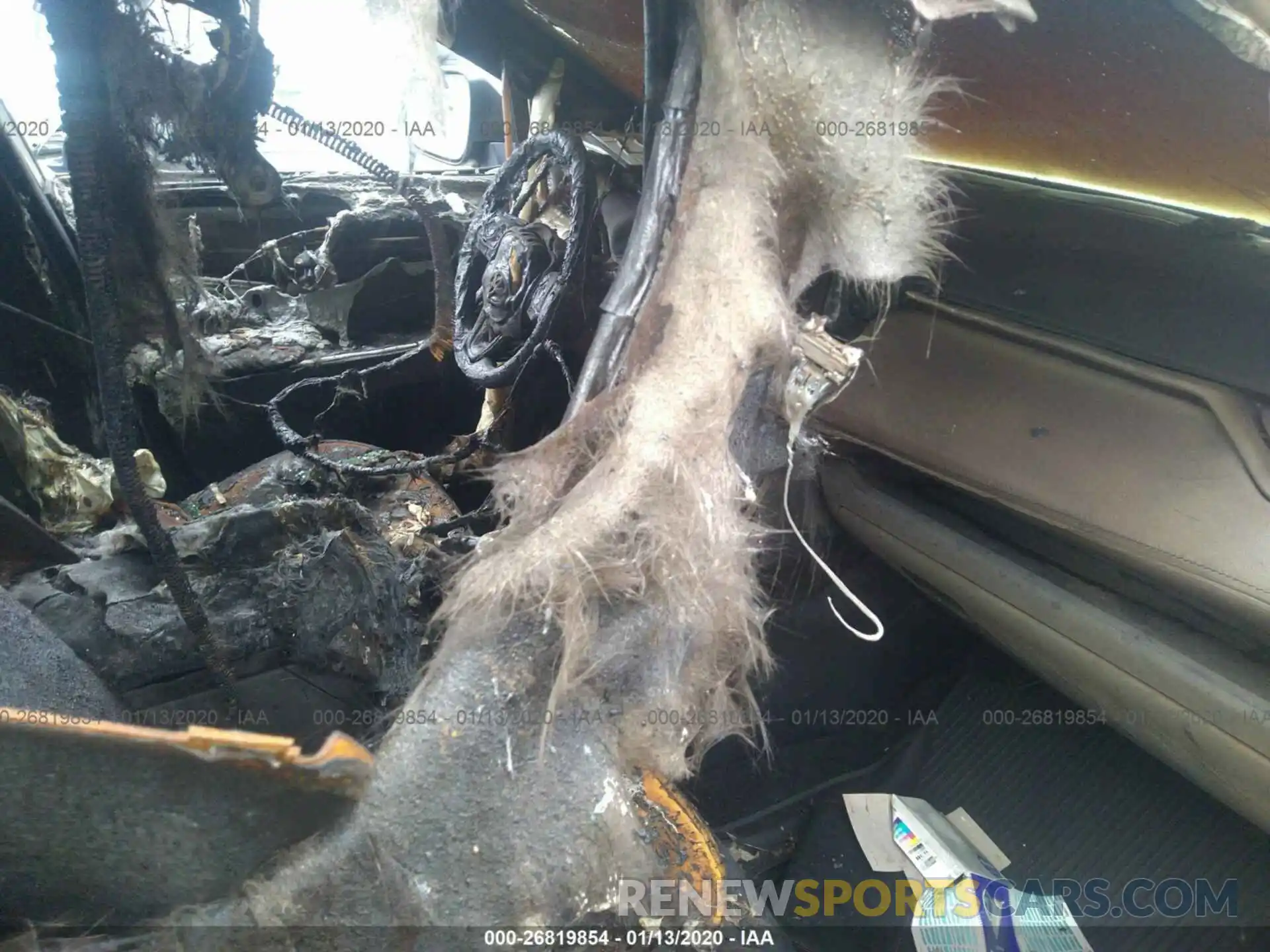 5 Photograph of a damaged car JTMP1RFV5KD515316 TOYOTA RAV4 2019