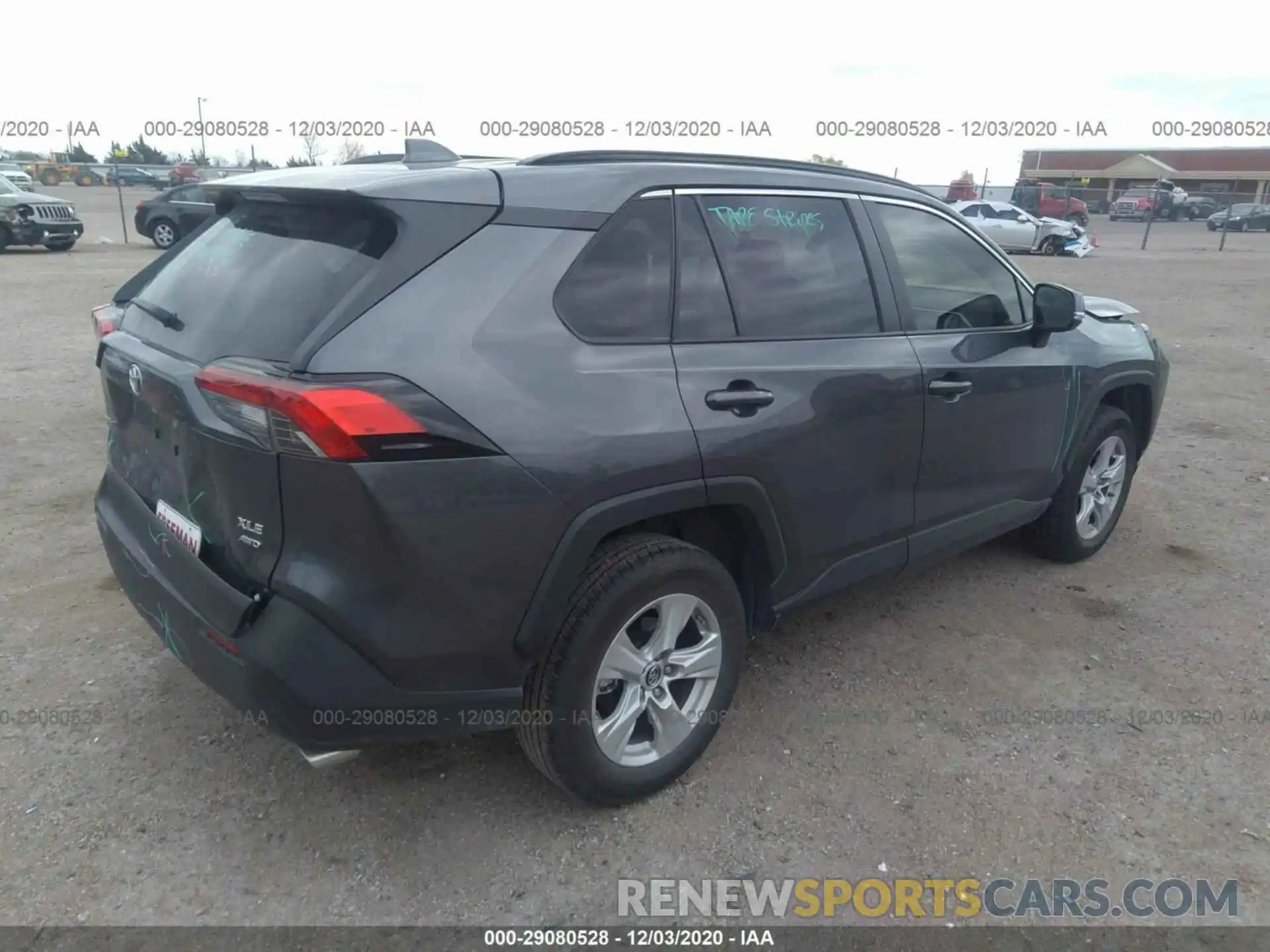 4 Photograph of a damaged car JTMP1RFV5KD521617 TOYOTA RAV4 2019