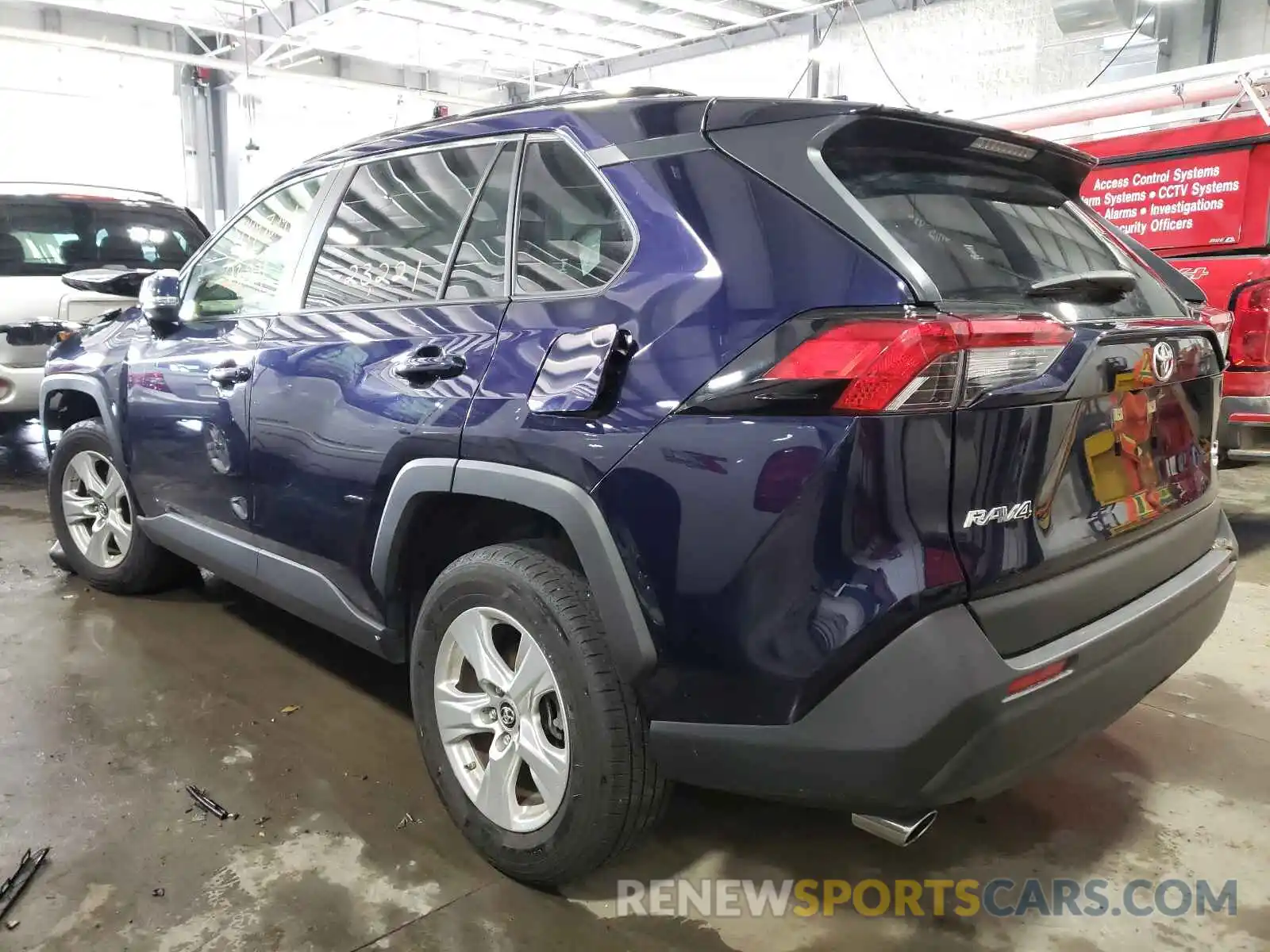 3 Photograph of a damaged car JTMP1RFV5KJ019420 TOYOTA RAV4 2019