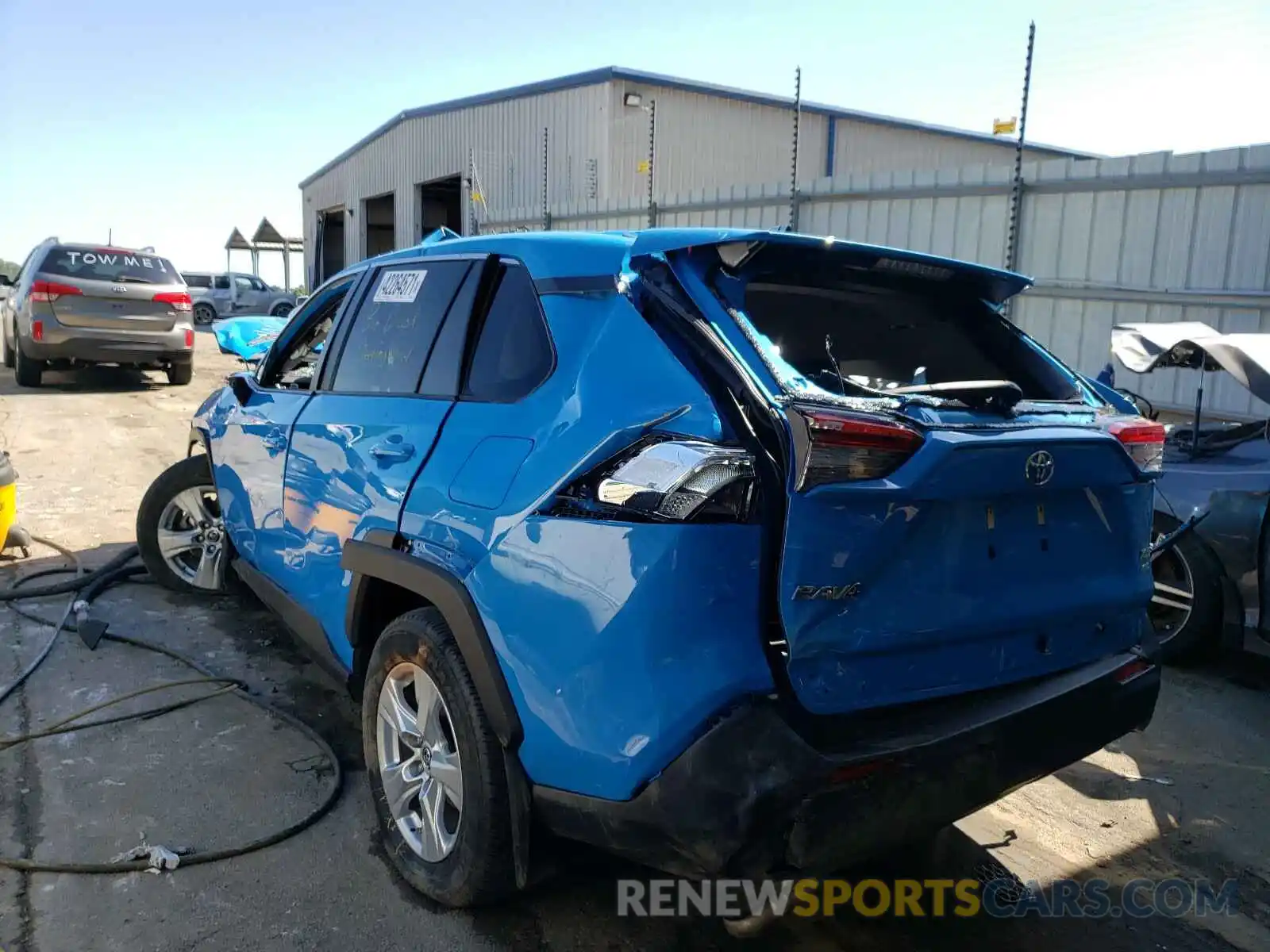 3 Photograph of a damaged car JTMP1RFV5KJ019692 TOYOTA RAV4 2019