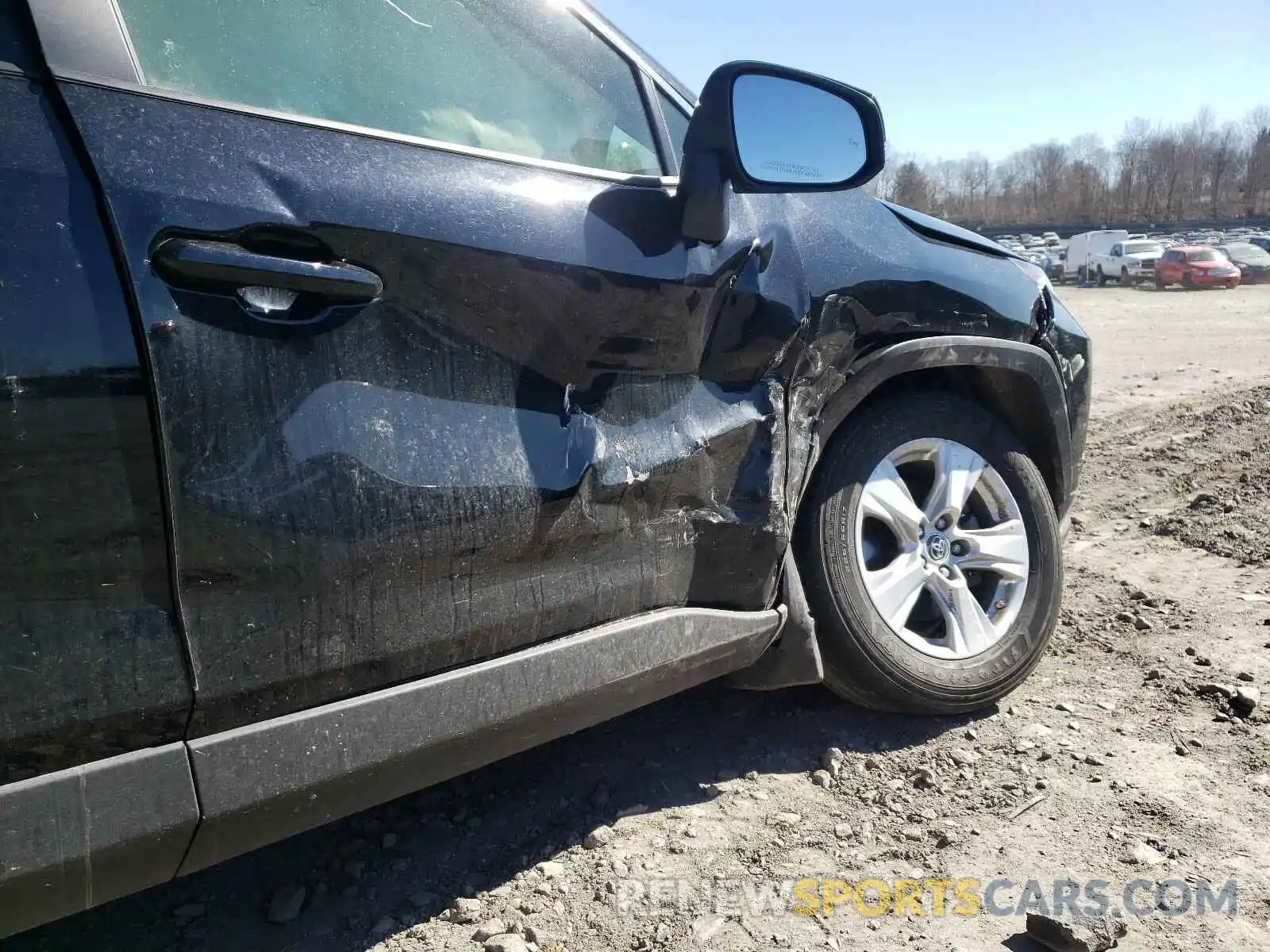 9 Photograph of a damaged car JTMP1RFV6KD006092 TOYOTA RAV4 2019