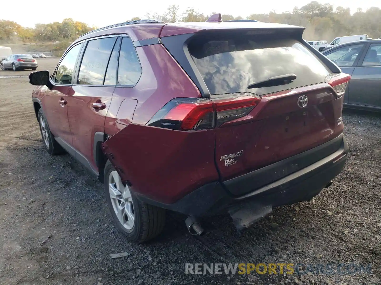 3 Photograph of a damaged car JTMP1RFV6KD008909 TOYOTA RAV4 2019