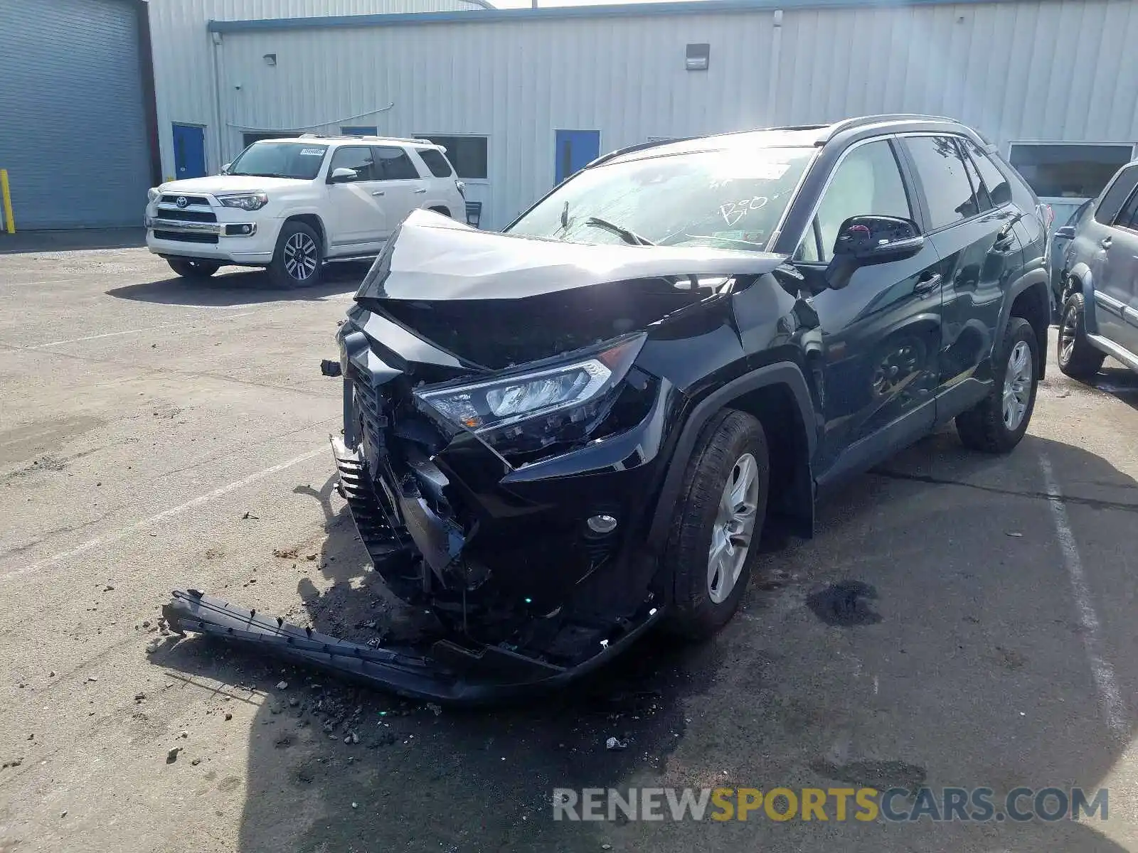 2 Photograph of a damaged car JTMP1RFV6KD010336 TOYOTA RAV4 2019