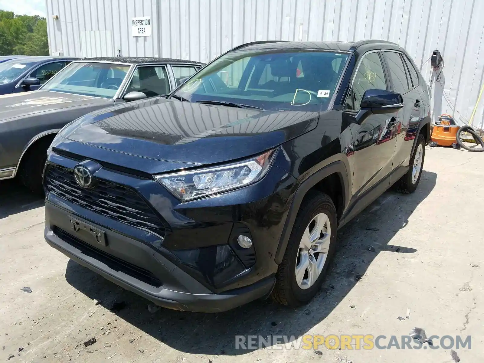 2 Photograph of a damaged car JTMP1RFV6KD021773 TOYOTA RAV4 2019